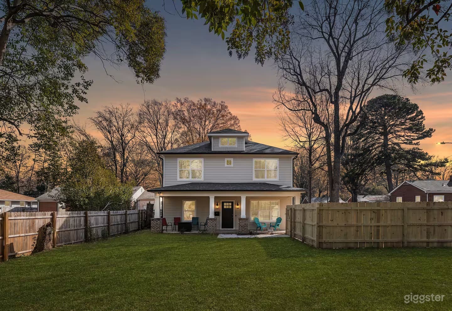 Bold Uptown Home Photo 1