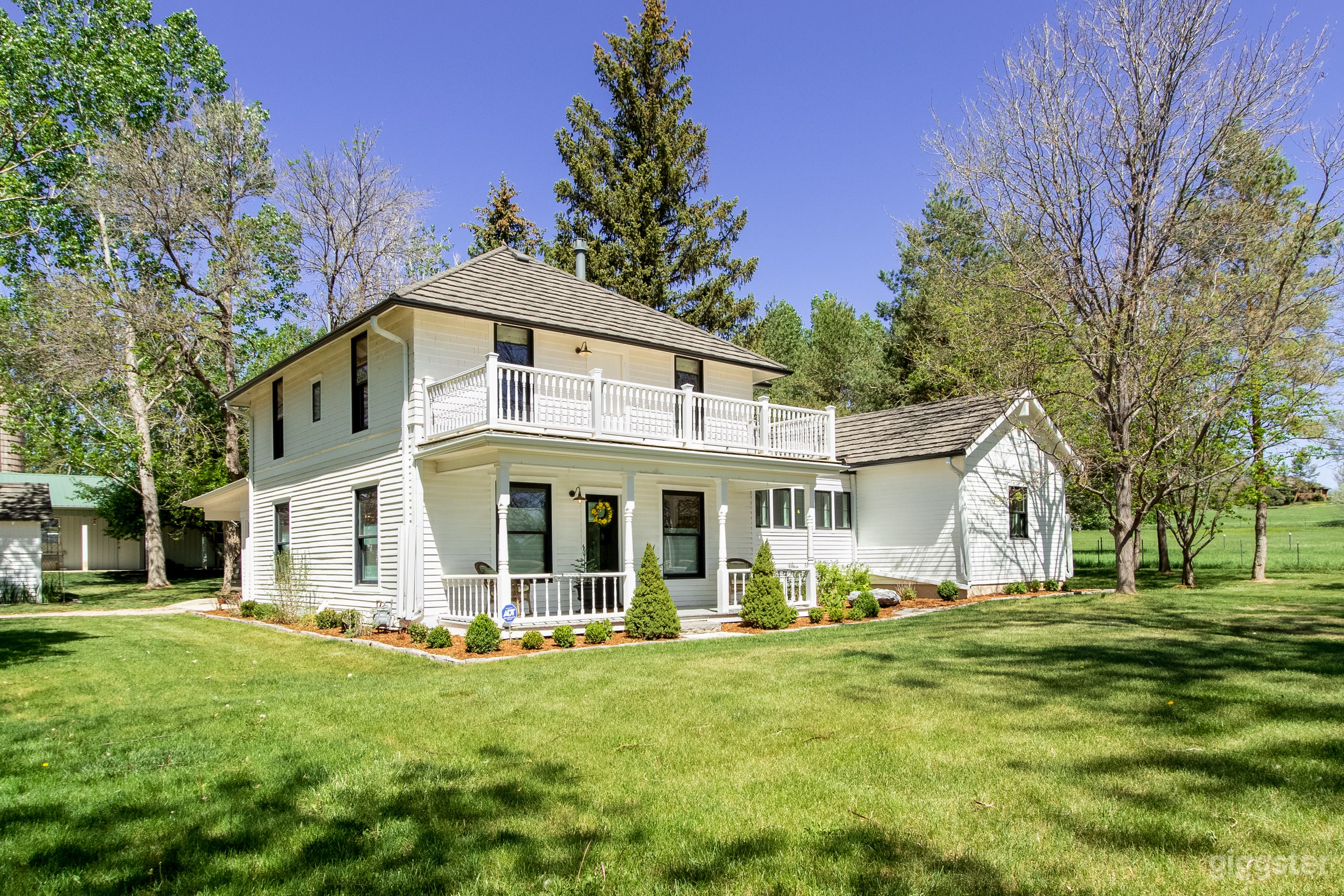 Historic Four Square Farmhouse