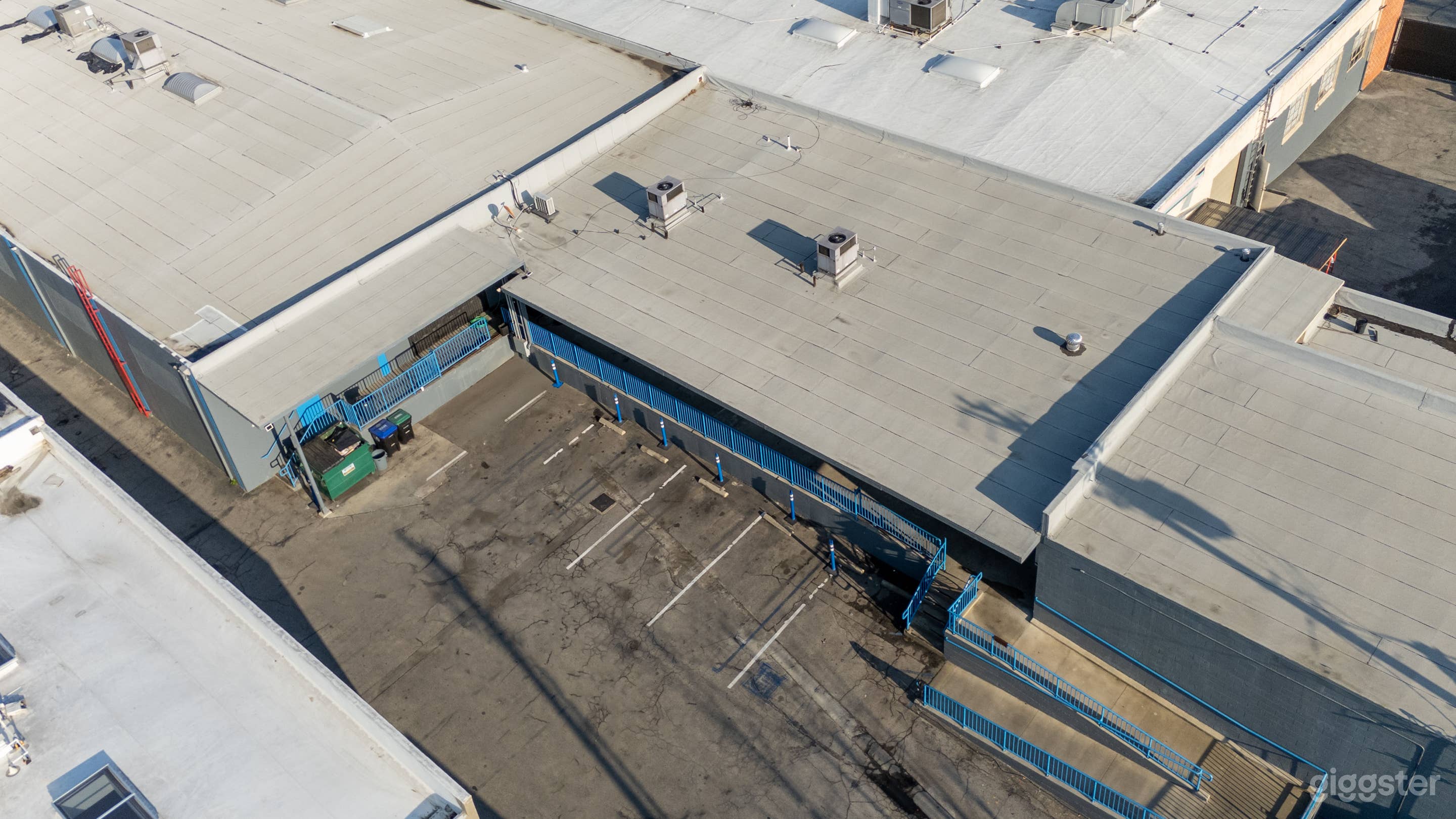 Industrial Backlot Loading Dock Warehouse INT EXT Photo 2