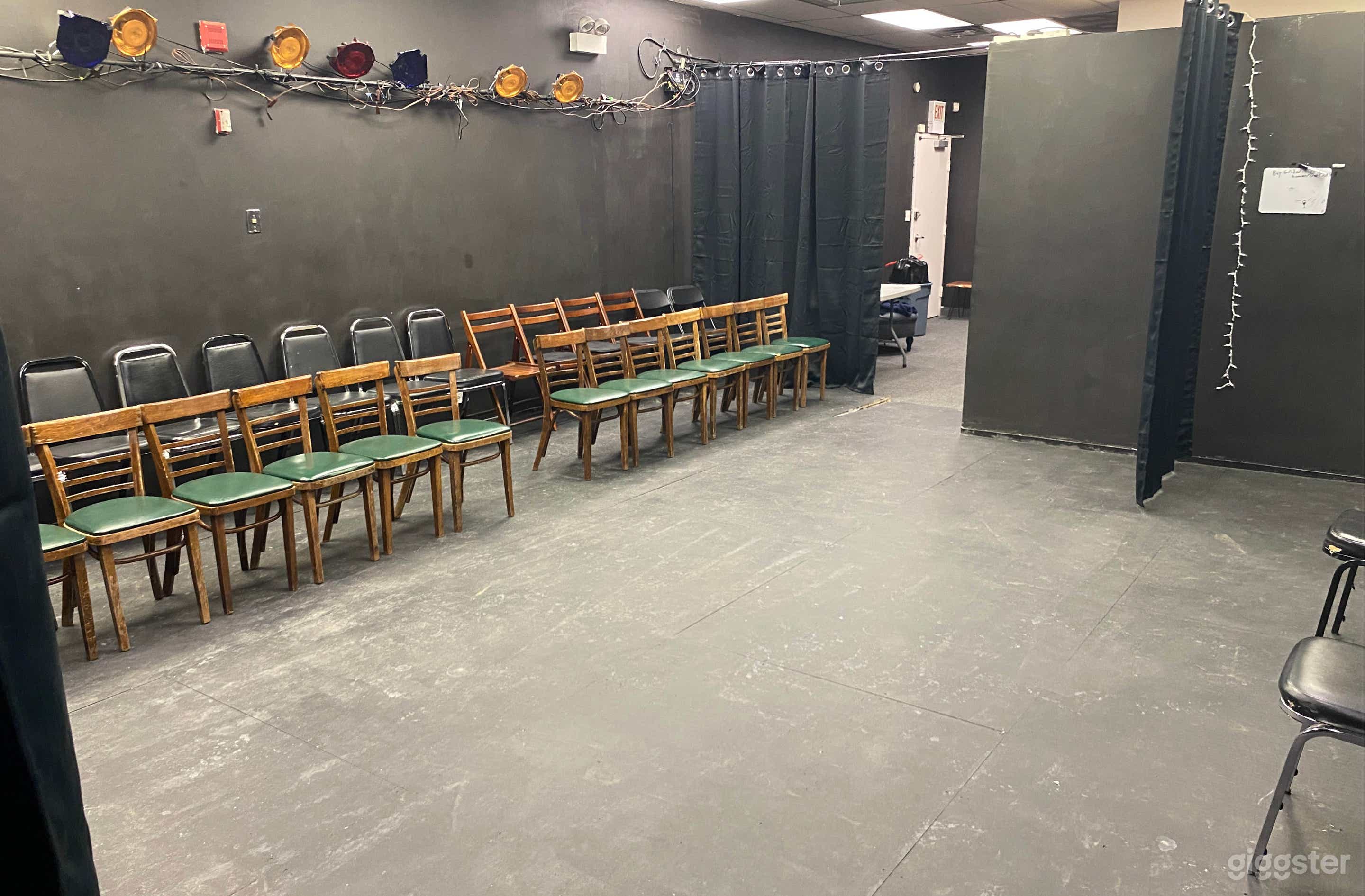 Rehearsal/Workshop space in West Lakeview Photo 1