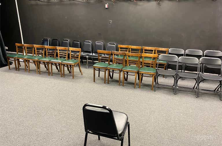  Rehearsal/Workshop space in West Lakeview 