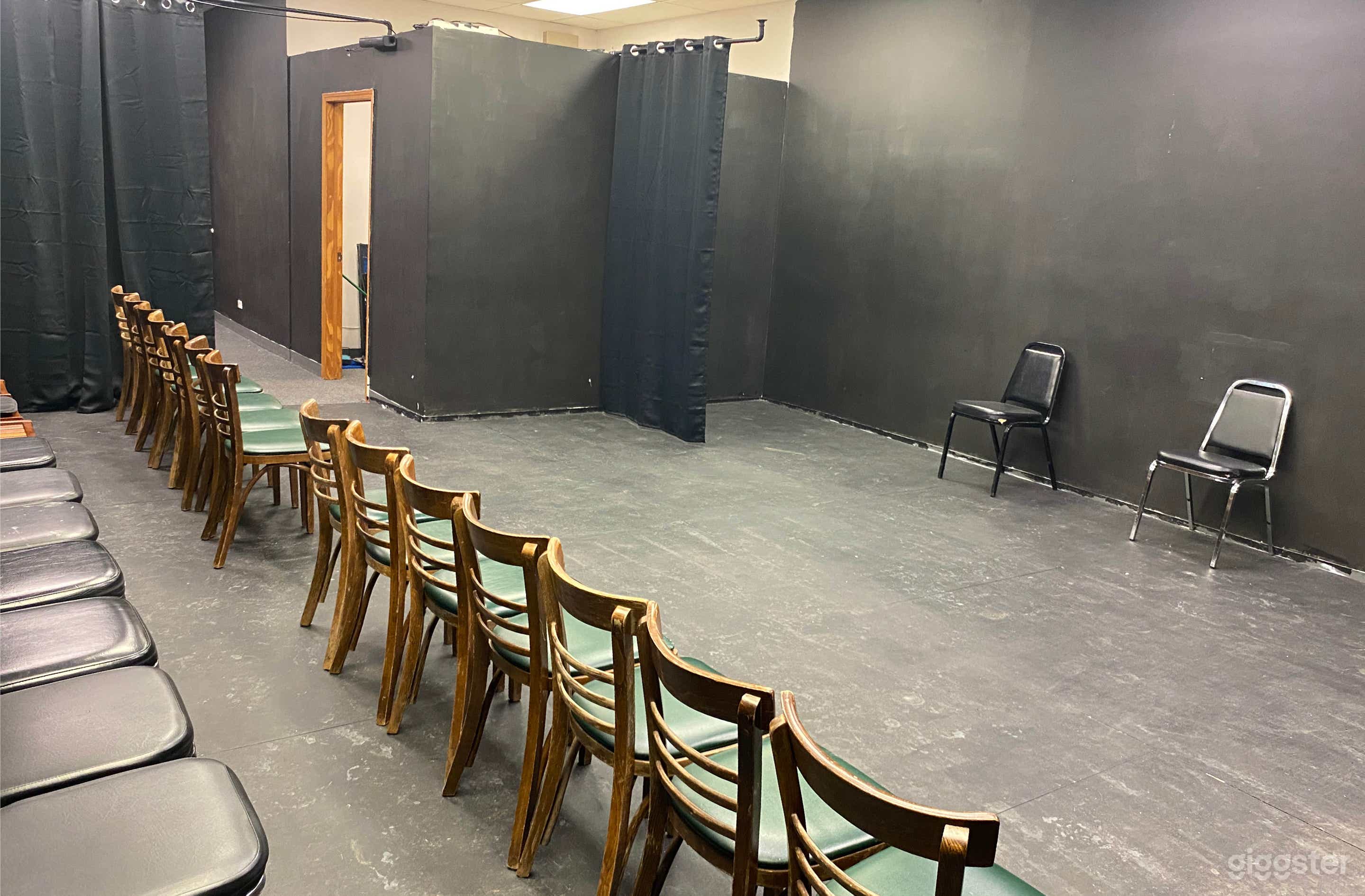 Rehearsal/Workshop space in West Lakeview Photo 3