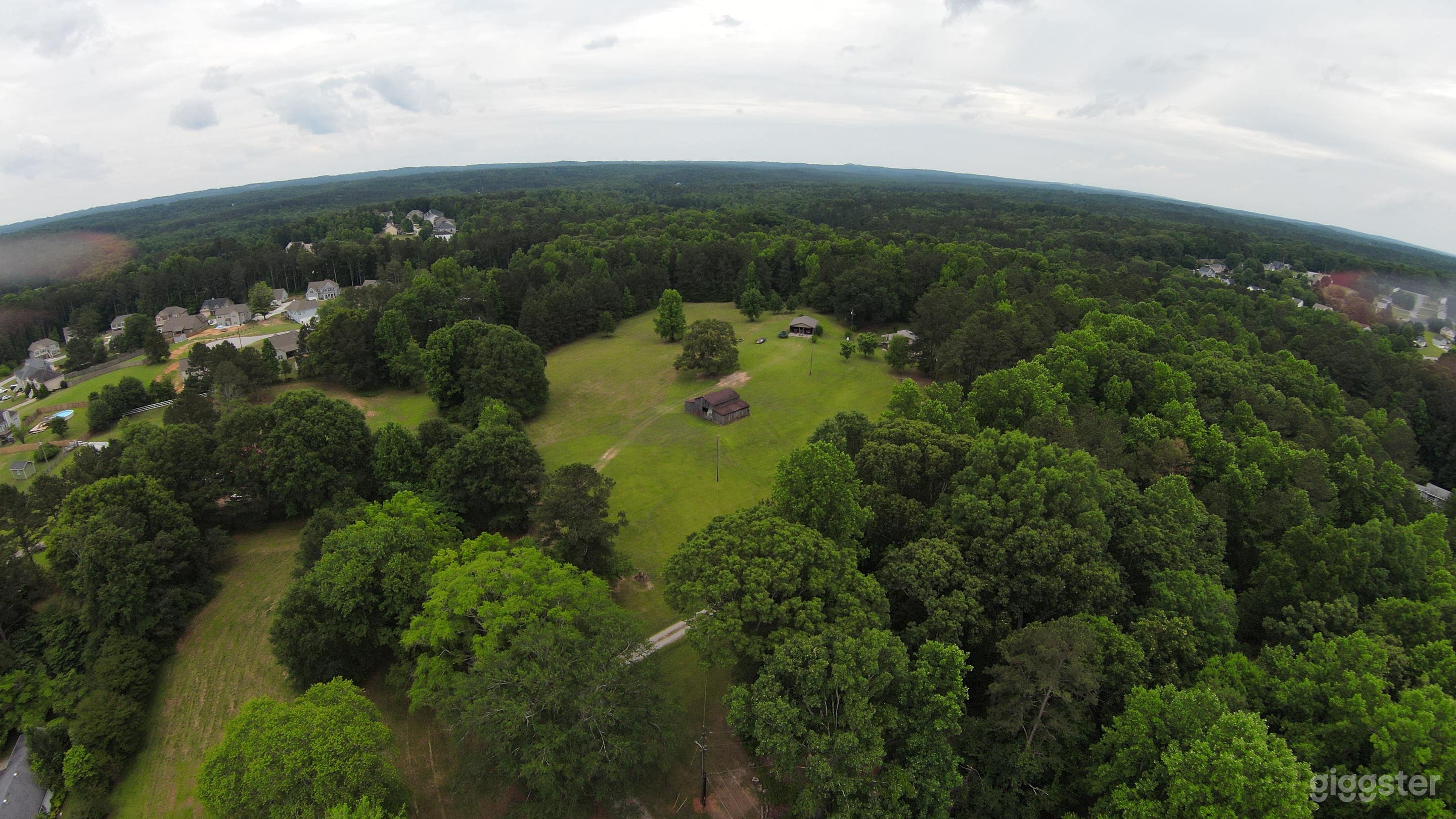 The Jordan Farmhouse  Photo 4