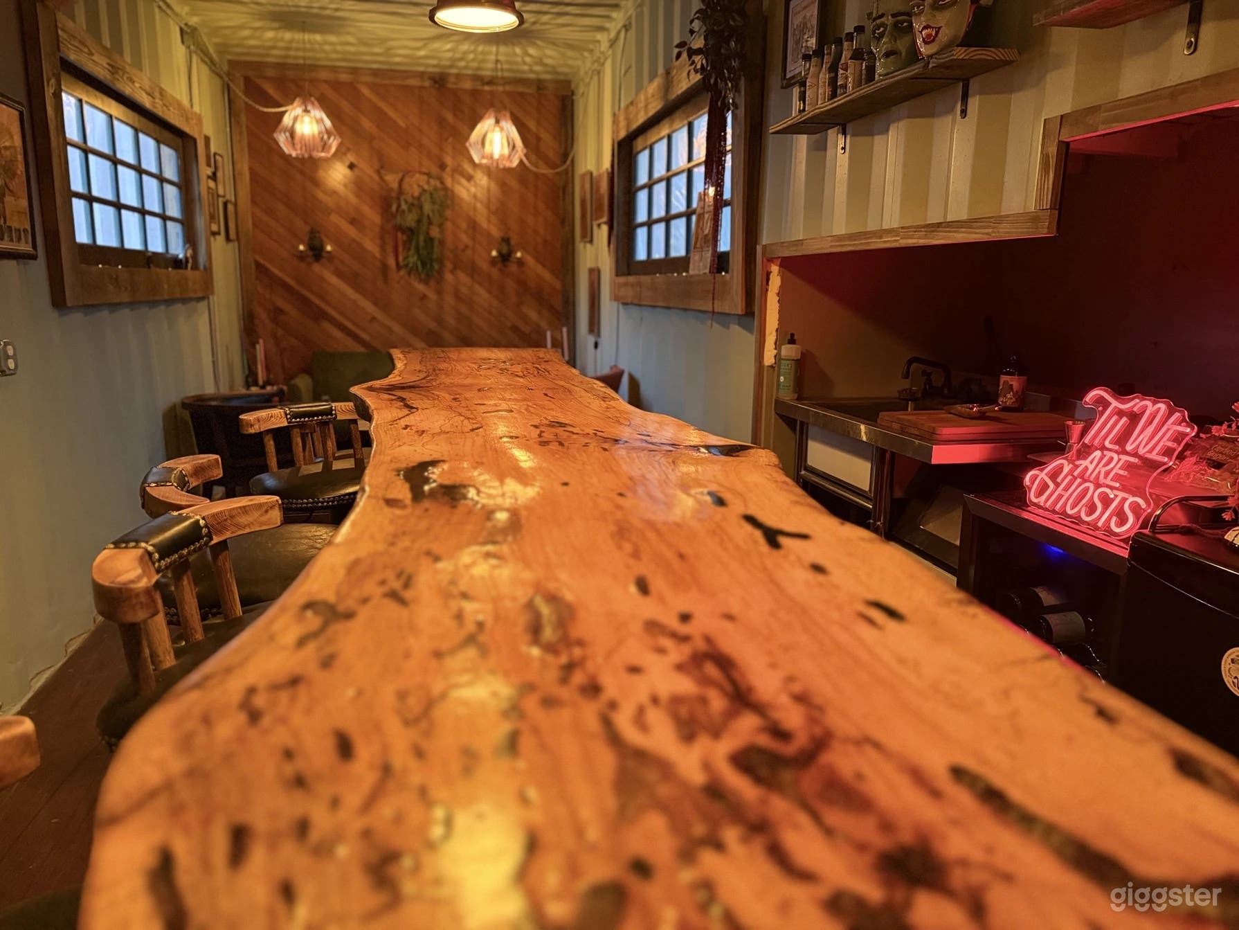 Mid-century inspired Cider Mill in the country Photo 2