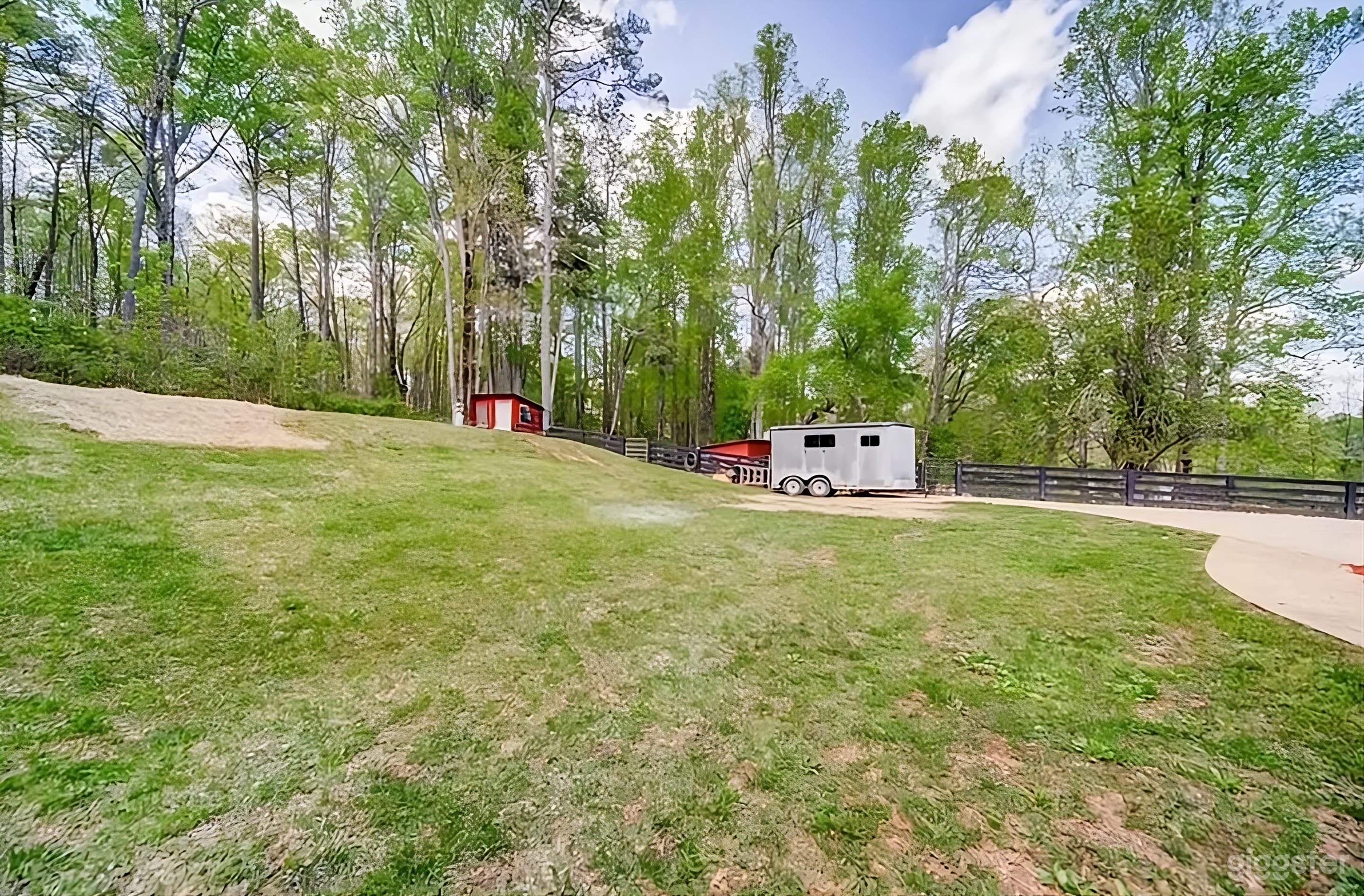 Spacious Country Backyard Photo 3