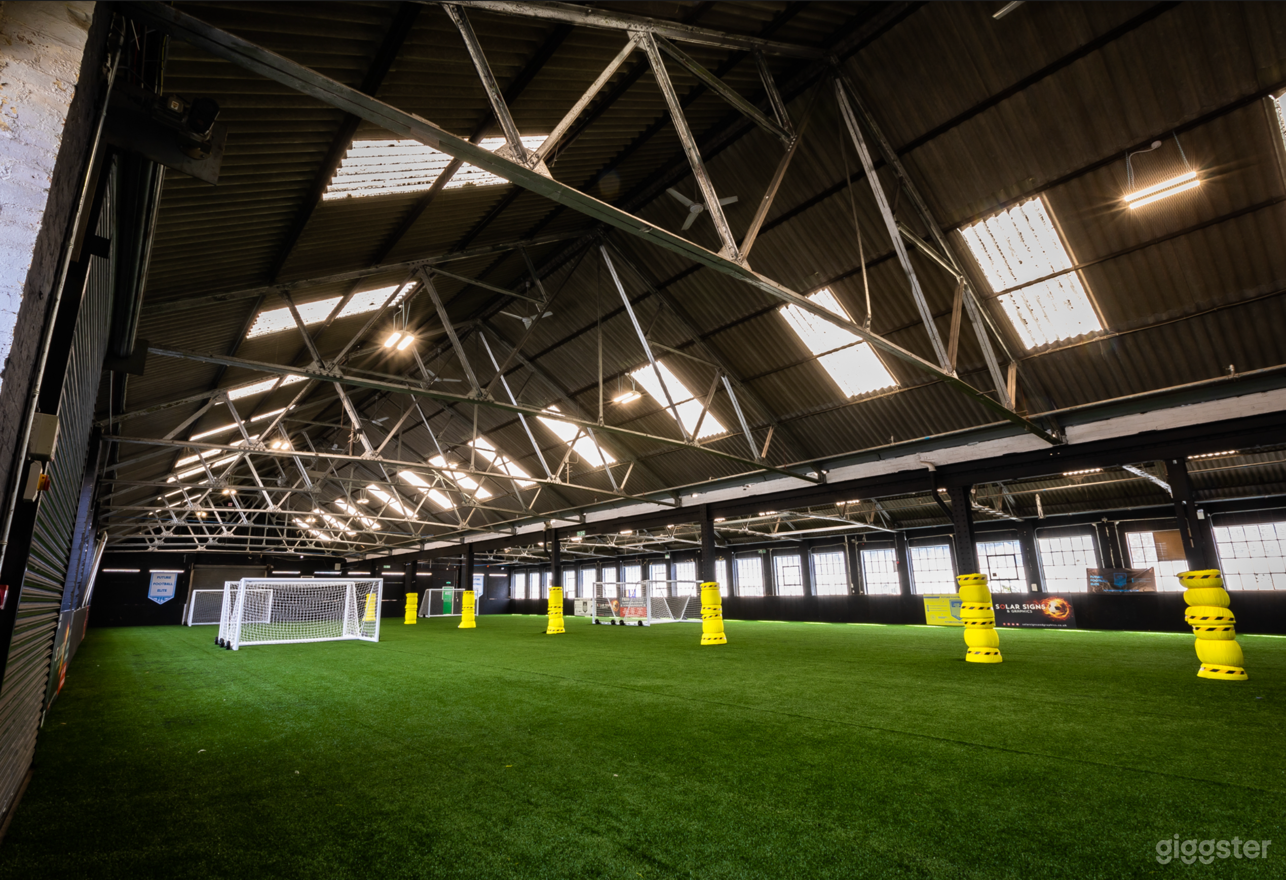 17,500 SQUARE FOOT SPORTS CENTRE Photo 1