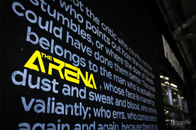  17,500 SQUARE FOOT SPORTS CENTRE 