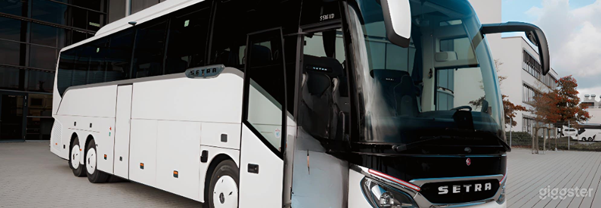 NEW 55 SEATER MERCEDES SETRA COACH BUS Photo 1