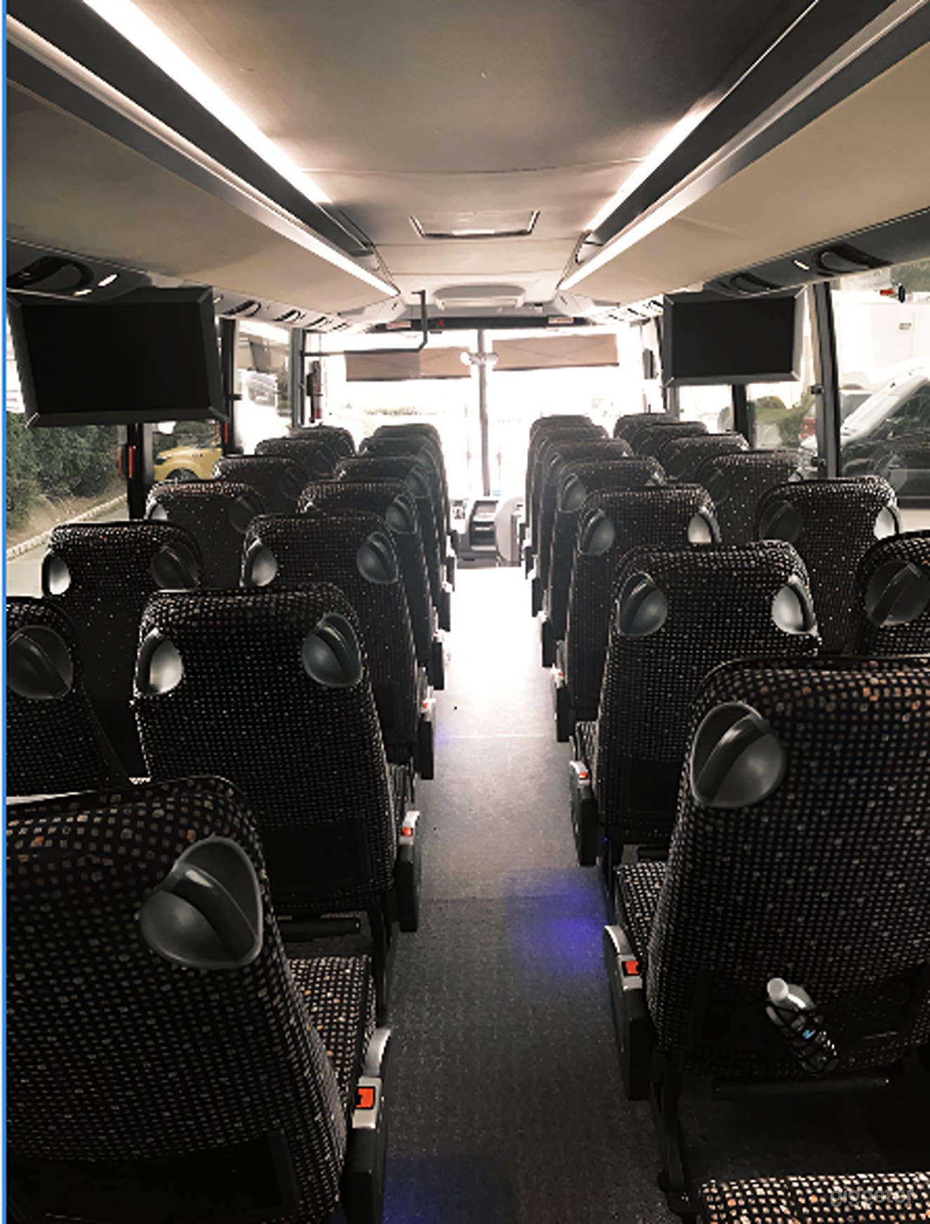 NEW 55 SEATER MERCEDES SETRA COACH BUS Photo 2