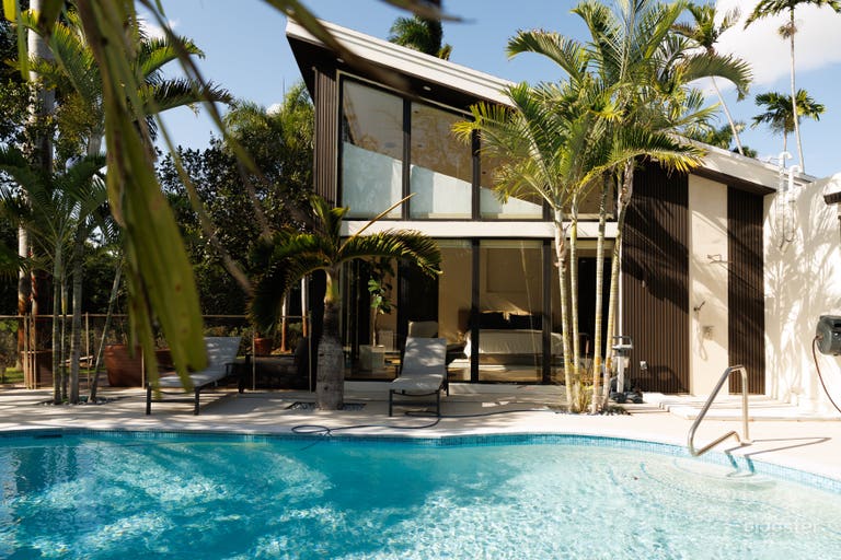  Miami Oasis Home | Waterfront, Pool, Outdoor Kitchen 