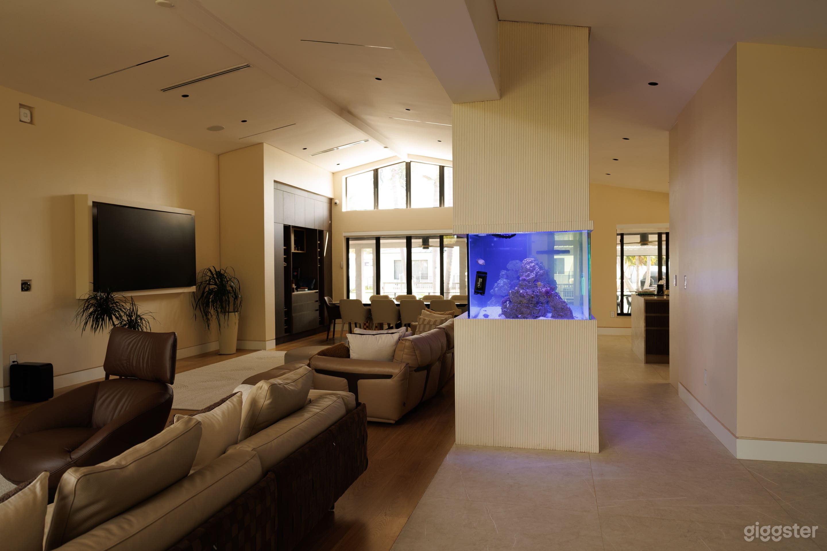 Miami Oasis Home | Waterfront, Pool, Outdoor Kitchen Photo 2