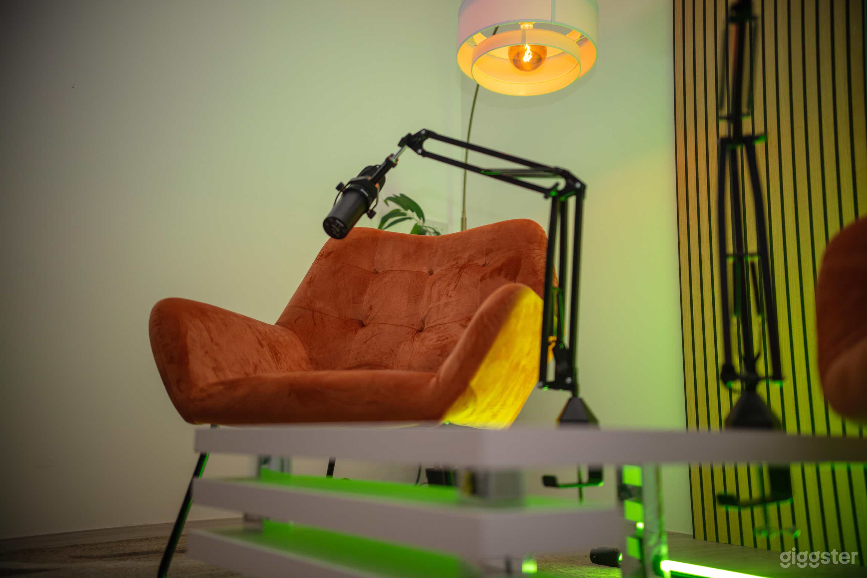 Podcast Studio Photo 4