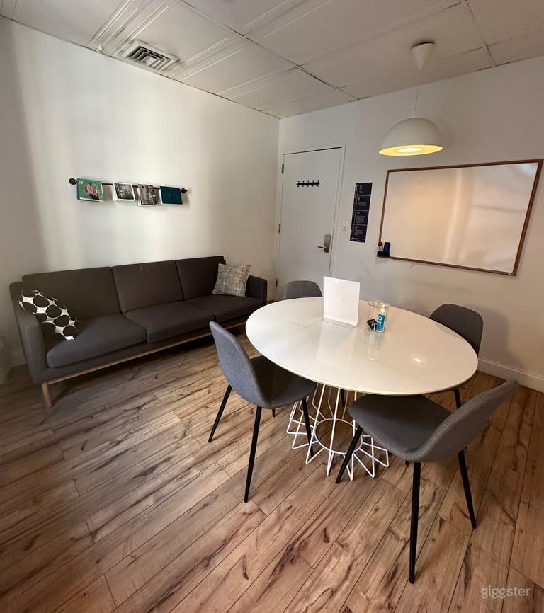  Sala de reuniones 