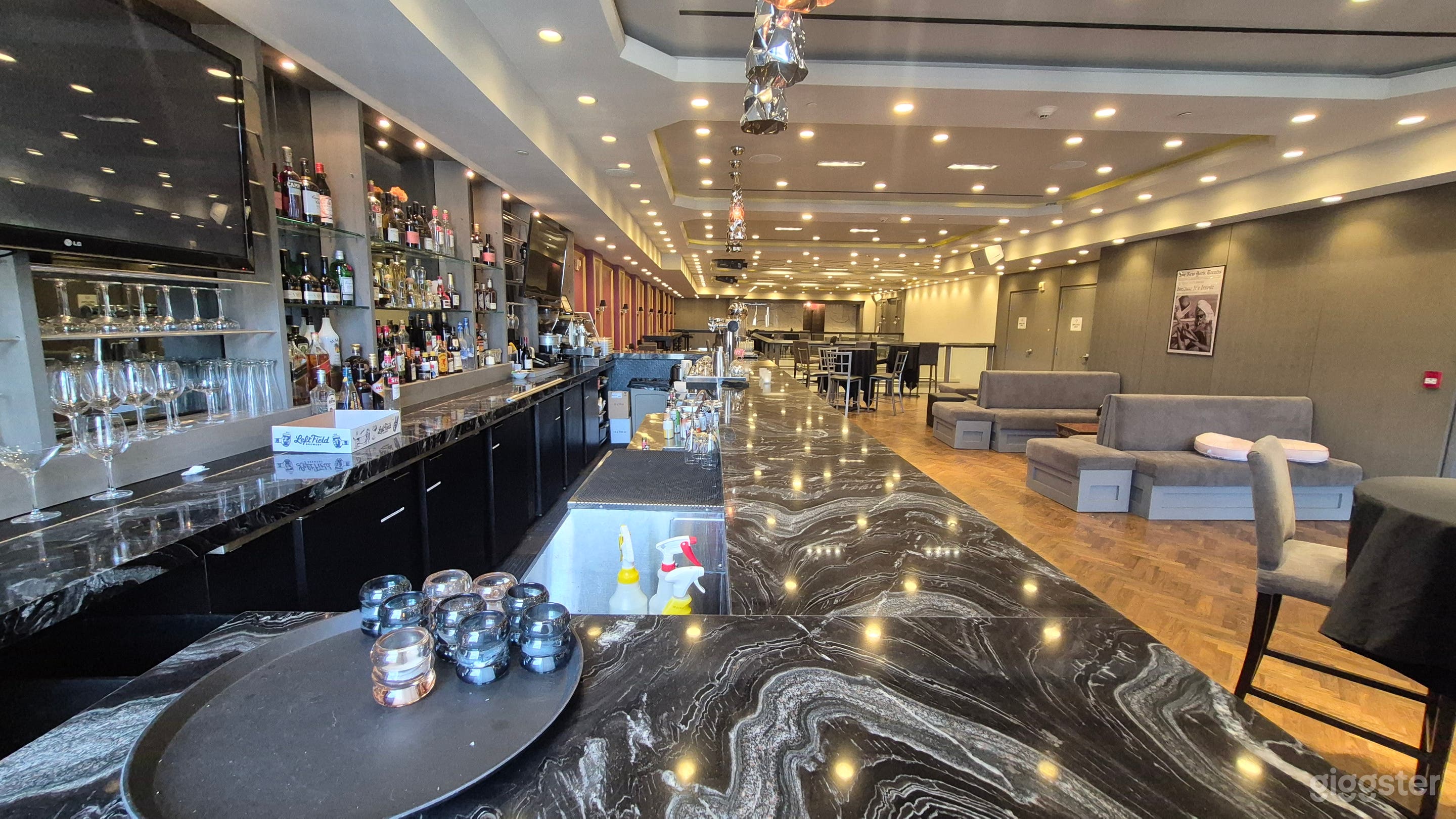 Chic & Unique Event Space in Toronto Photo 4