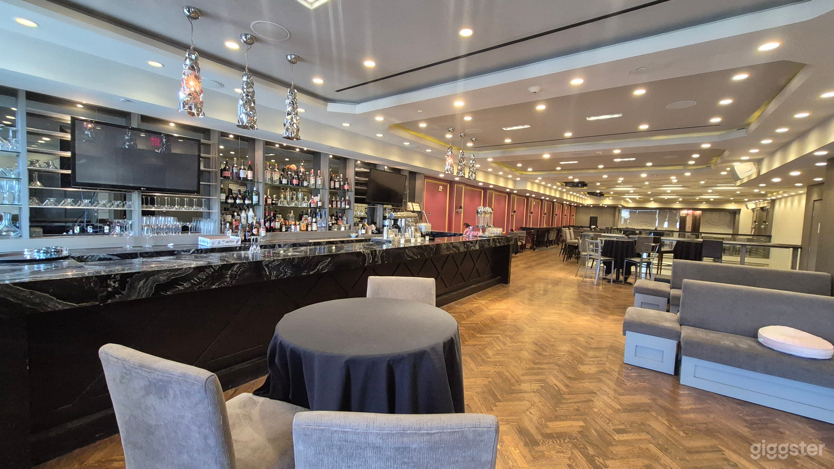 Chic & Unique Event Space in Toronto Photo 3