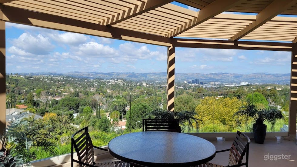 #984 Mediterranean Woodland Hills Photo 3