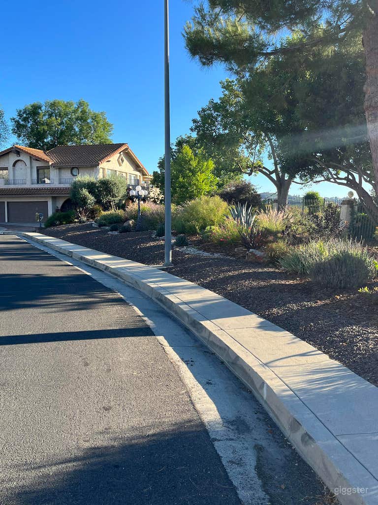  #984 Mediterranean Woodland Hills 