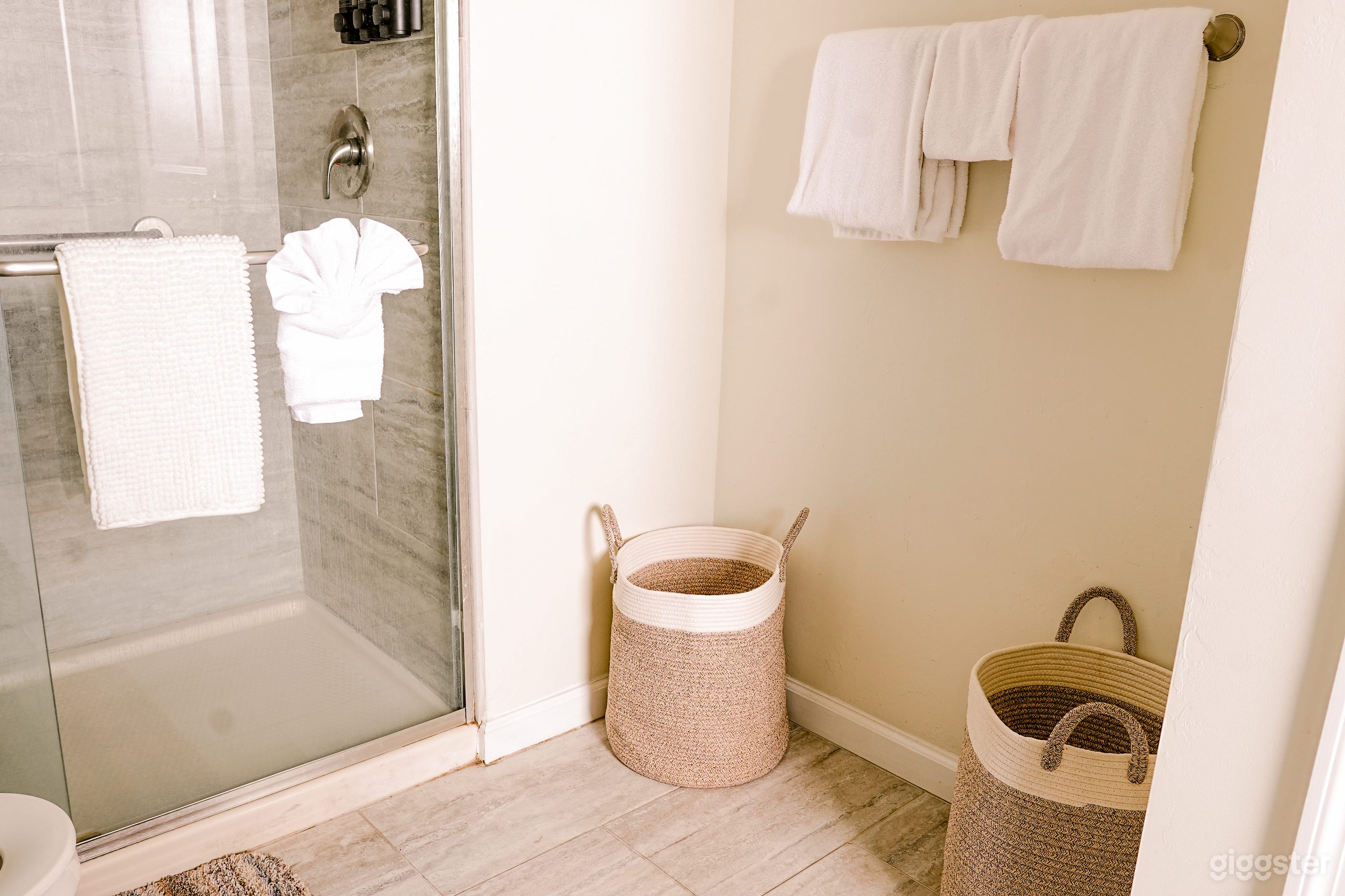 Luxe Space | Water & City View in Downtown Ft Myers Photo 3