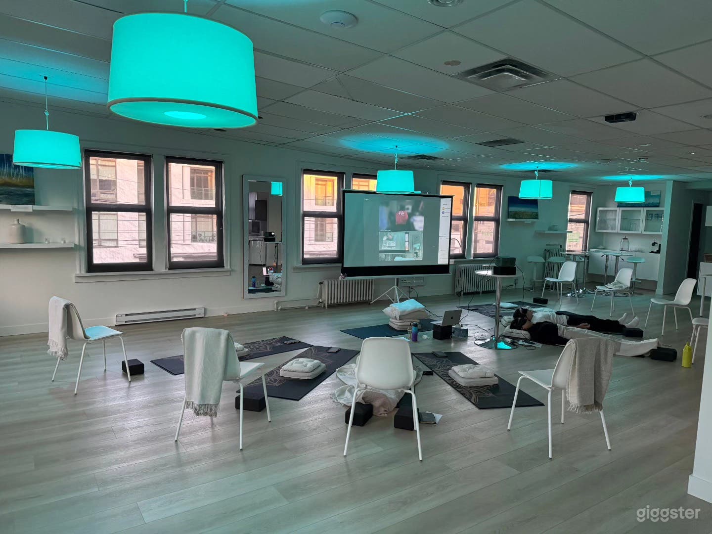 Tranquil Space for Private Rentals & Meaningful Events Photo 4