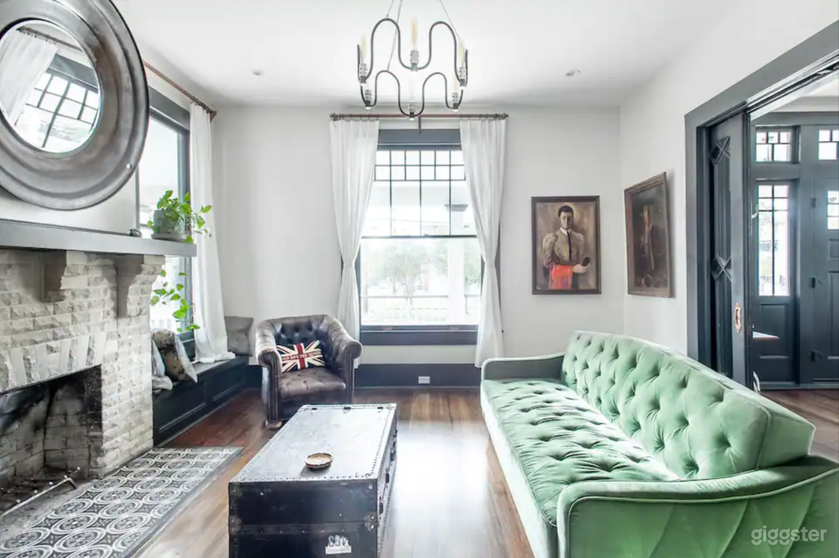 Historic Restored Tobin Hill Home w Guesthouse Photo 1