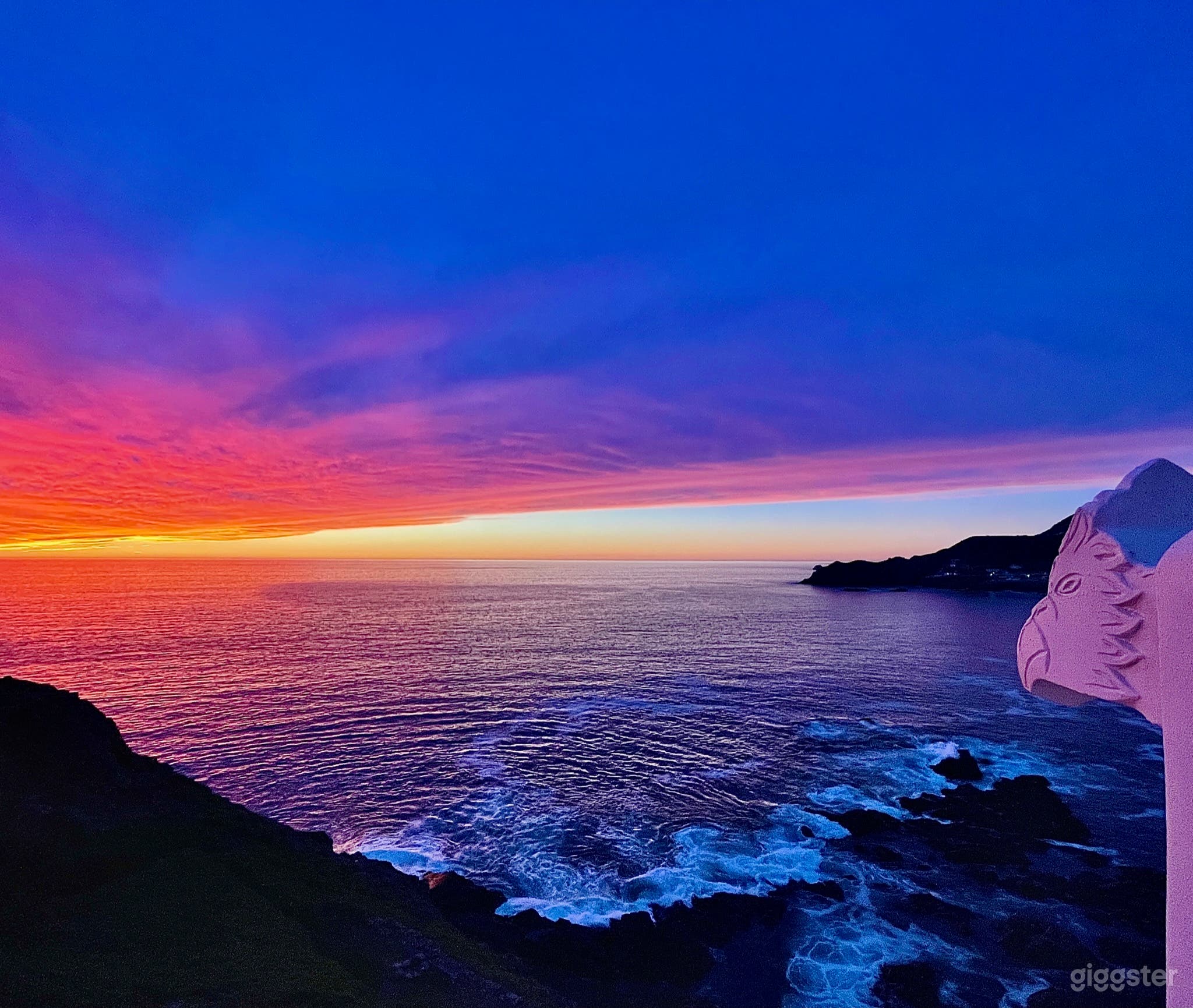 A view from the balcony at sunet
