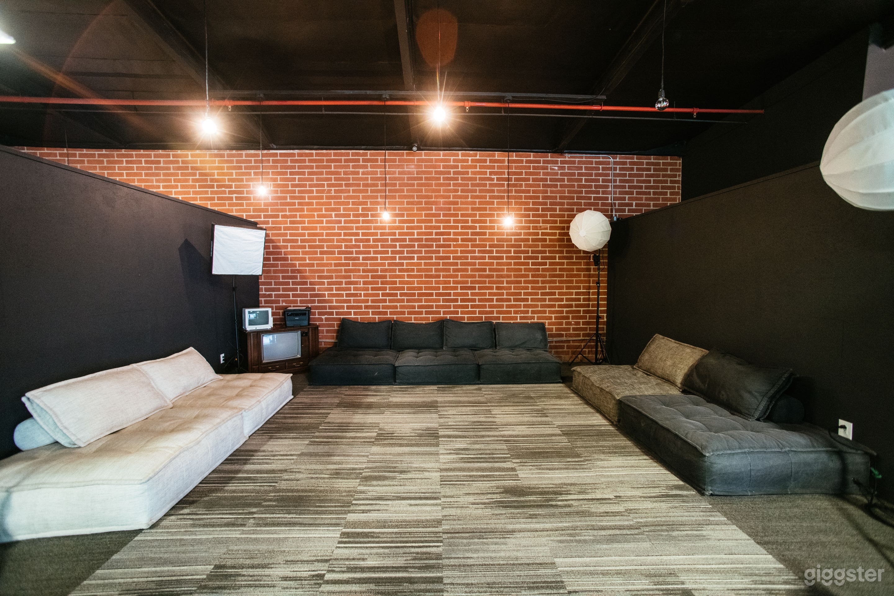 BEST RATES -  HUGE ALL INCLUSIVE STUDIO Photo 3