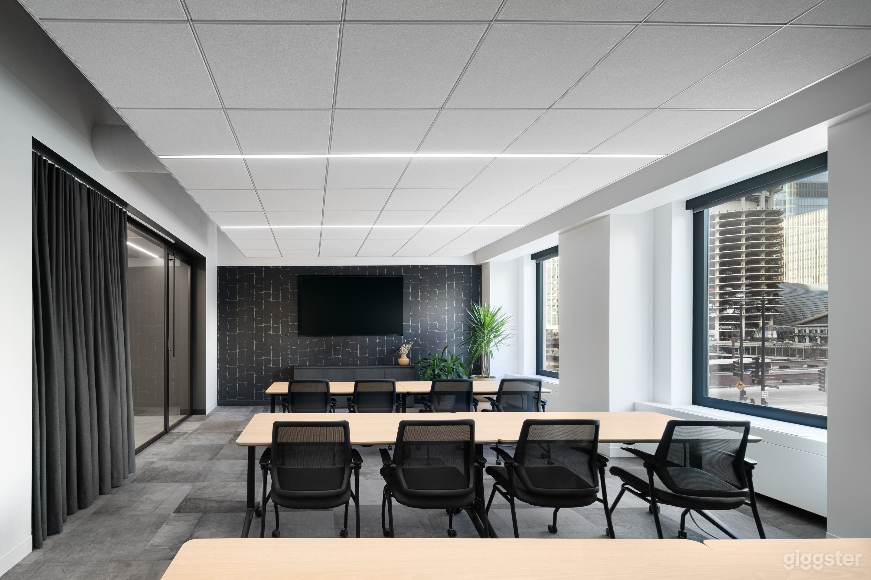 The Izard – Versatile Private Conference &amp; Boardroom Photo 1