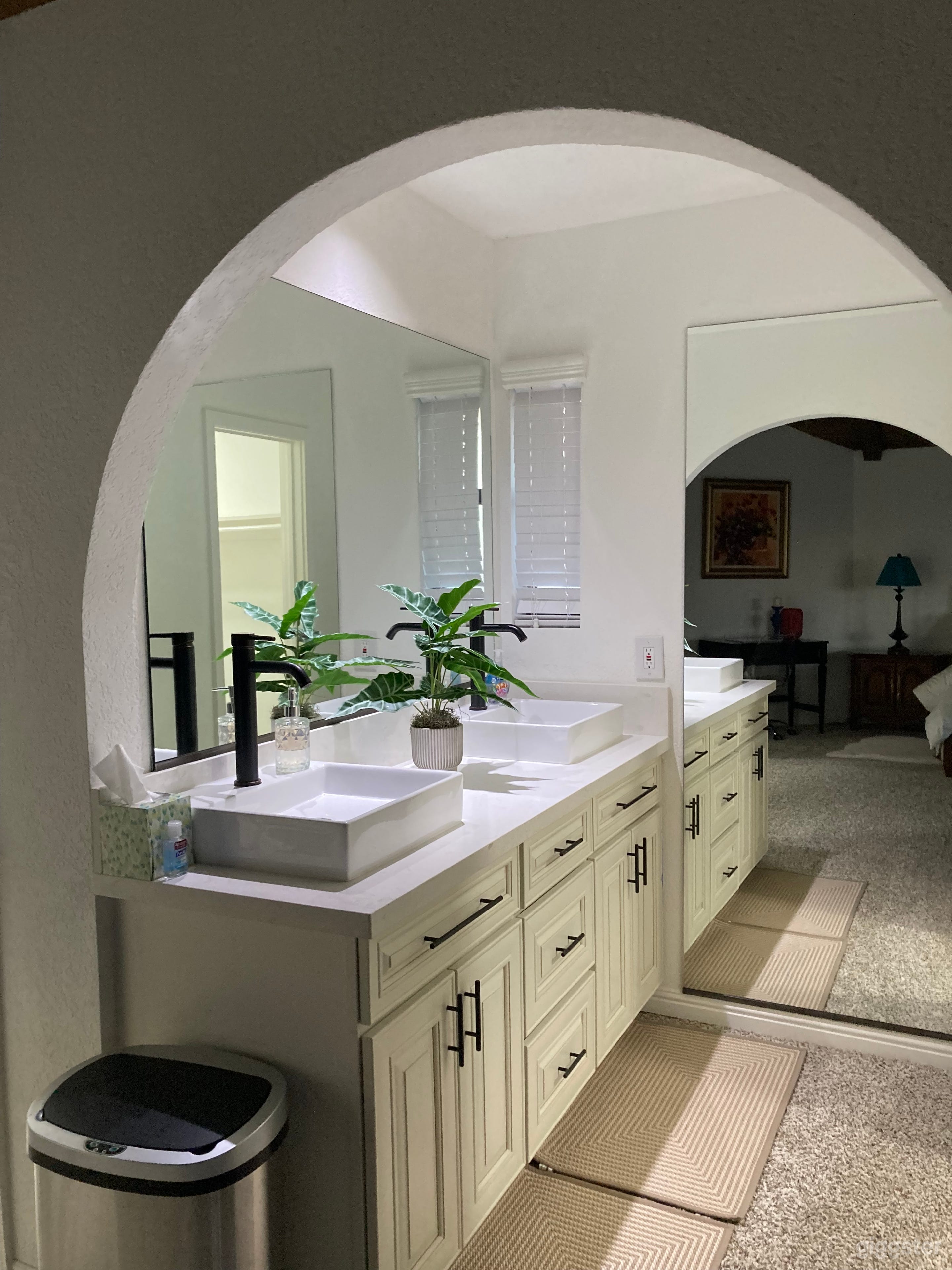 Riverside Lake Mathews Resort Photo 3