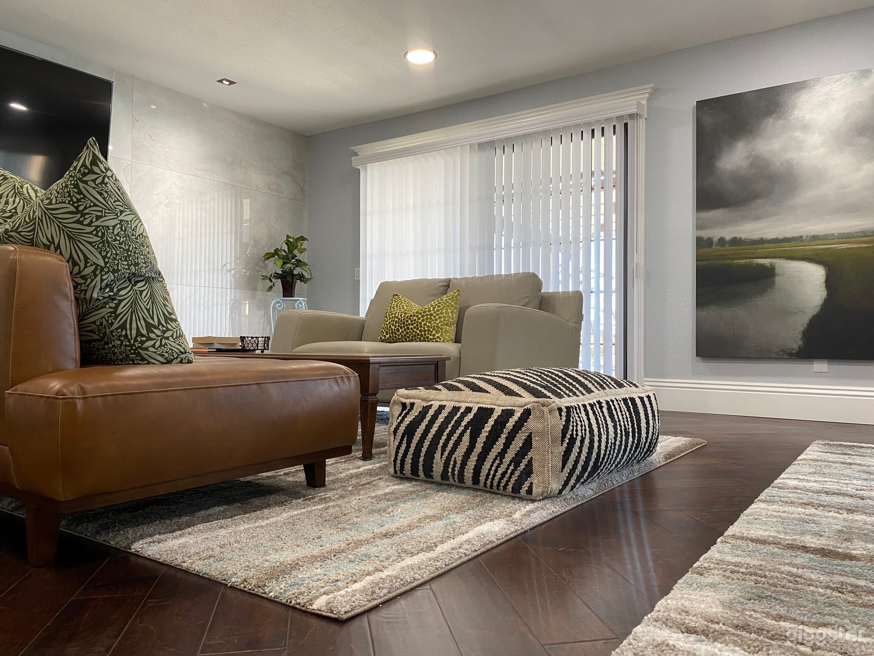 Riverside Lake Mathews Resort Photo 2