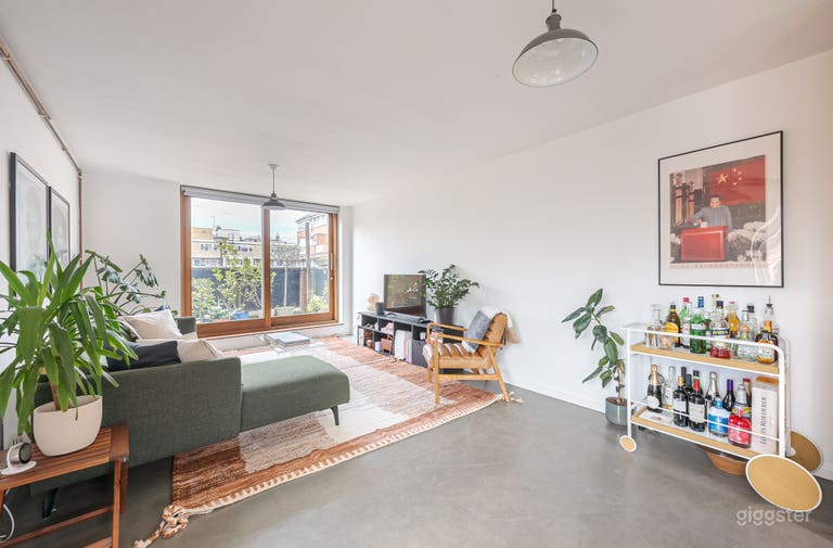  Glass Penthouse With Wooden Slatted Windows  