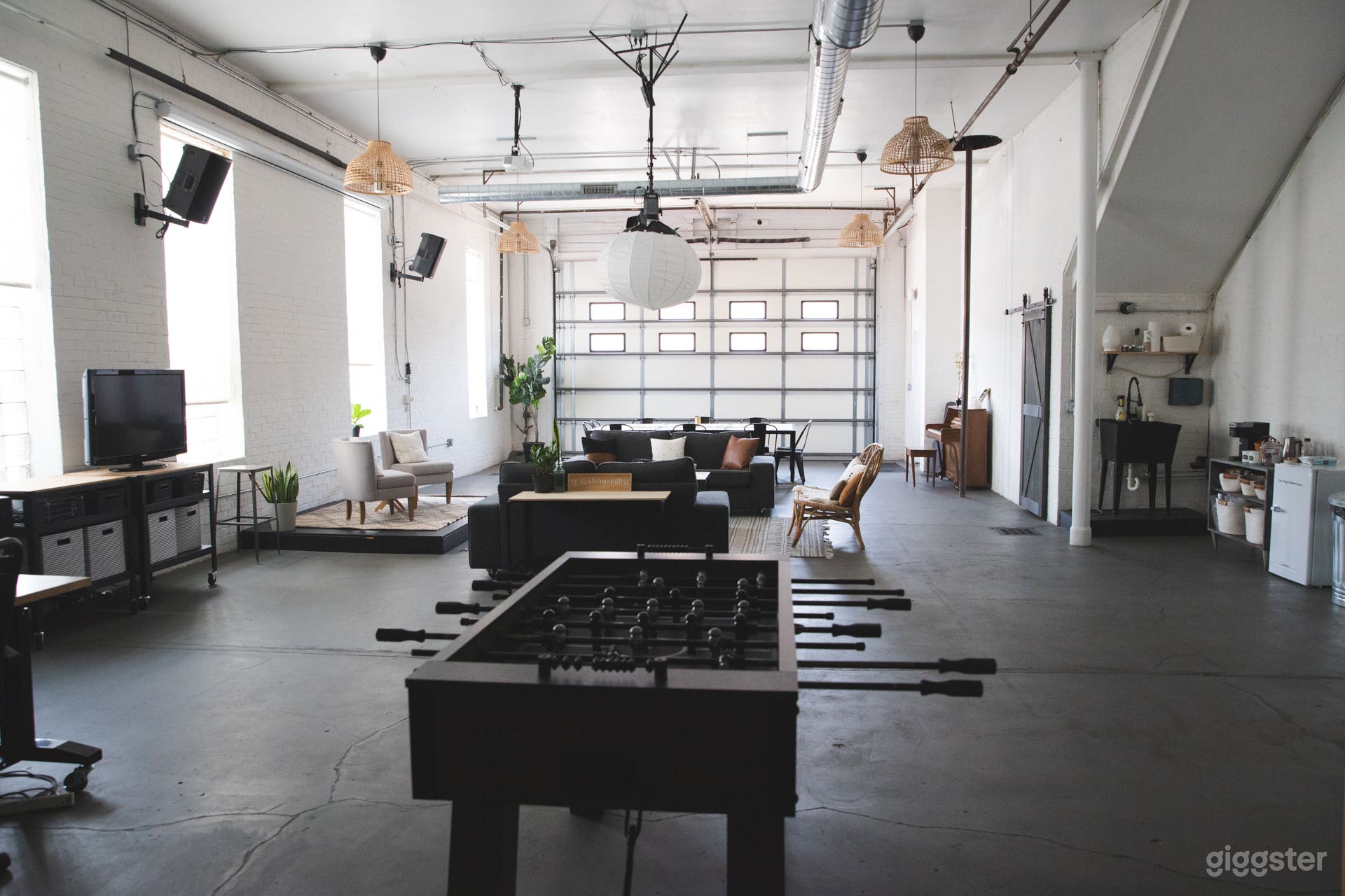 Creative Studio in a Firehouse Photo 3