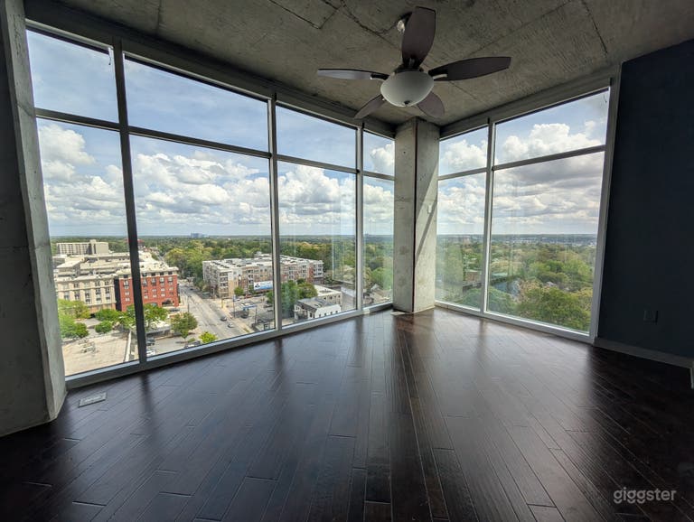  Photo, Film & Content Studio with Skyline Views 