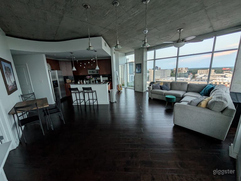  High-Rise Skyline Condo 