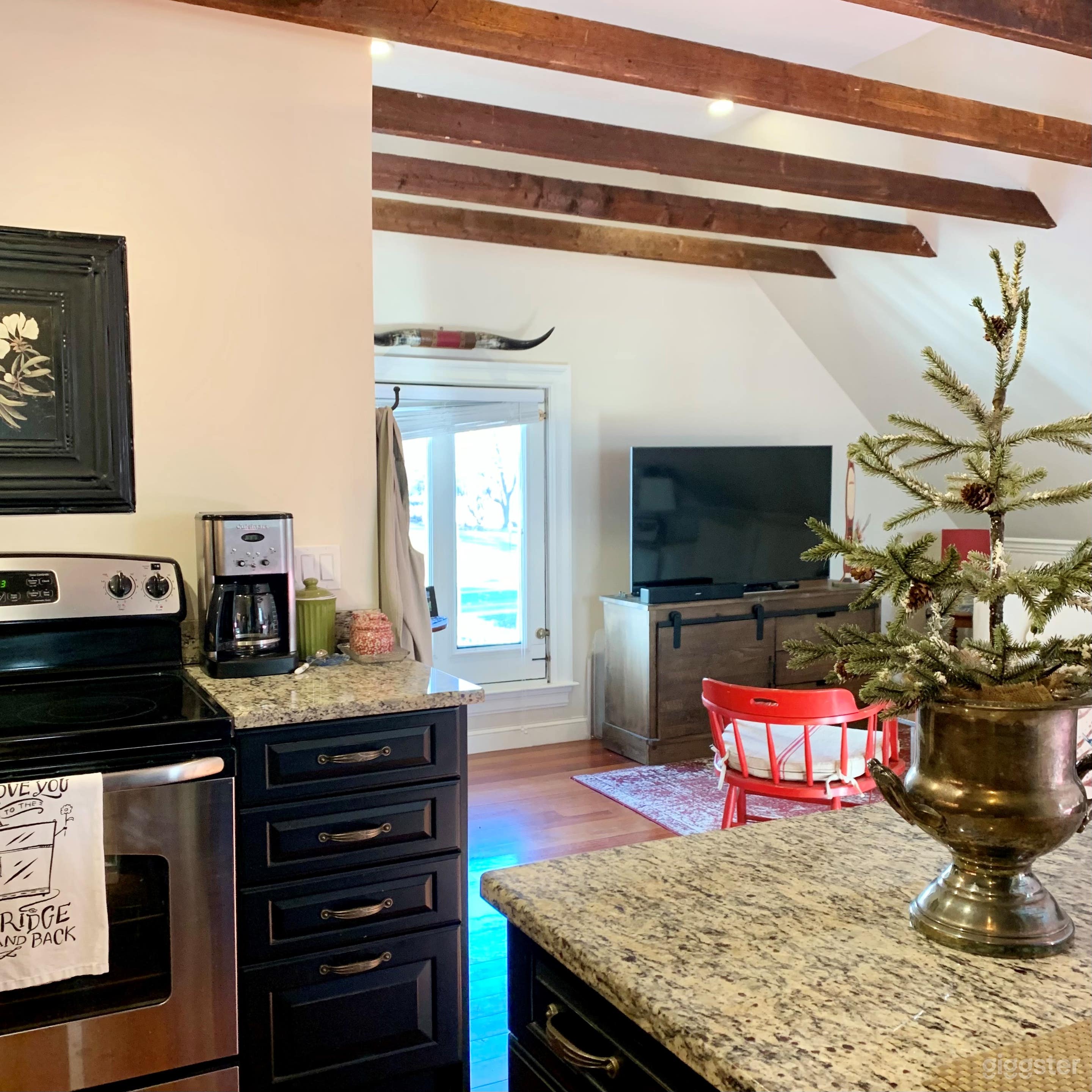 Unique 1880 Victorian Home with Modern Vibe Photo 2