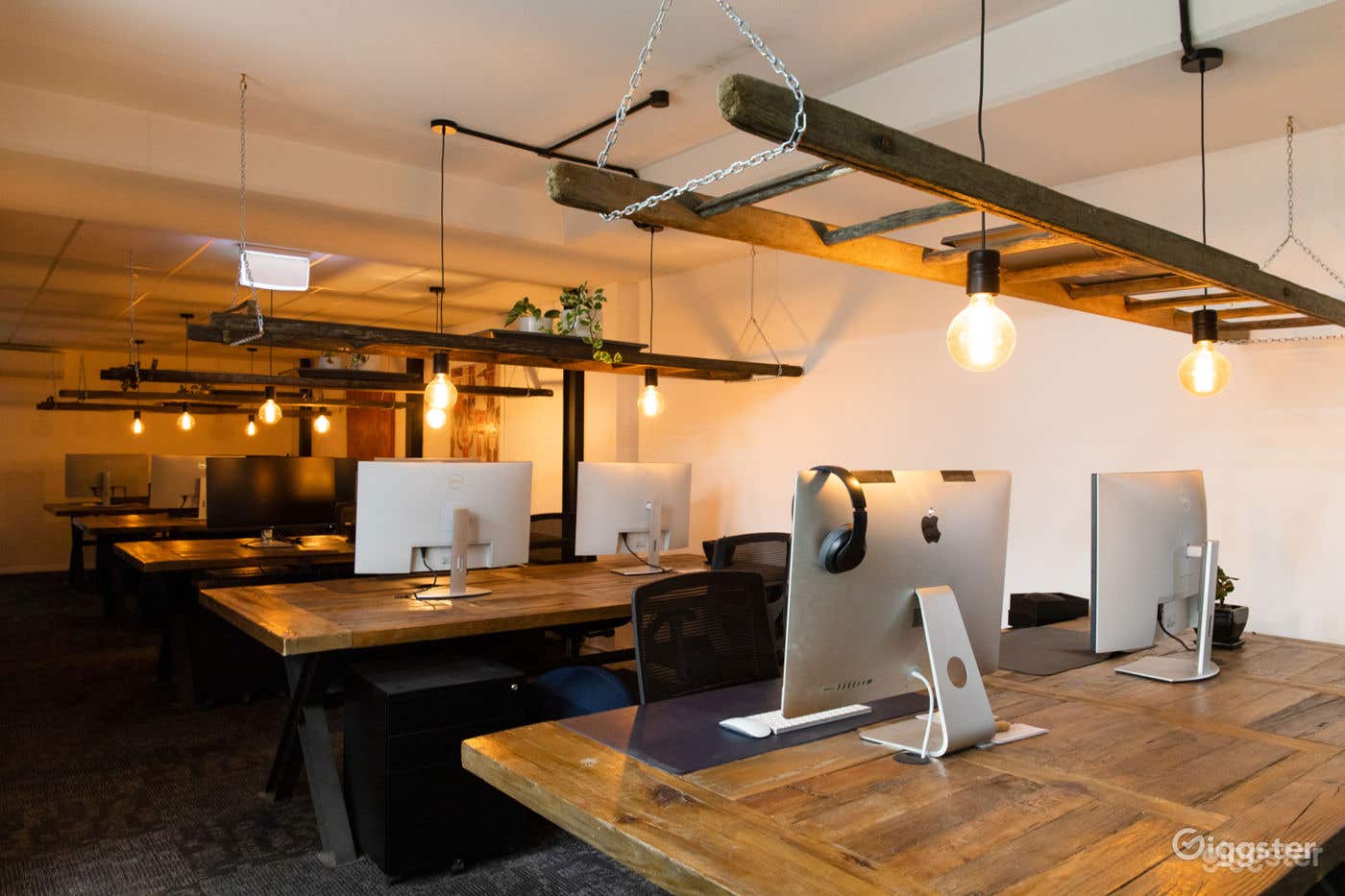 Rustic Workstation Photo 1