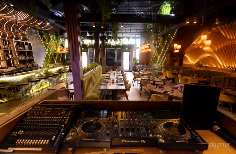  Luxury Restaurant for filming  