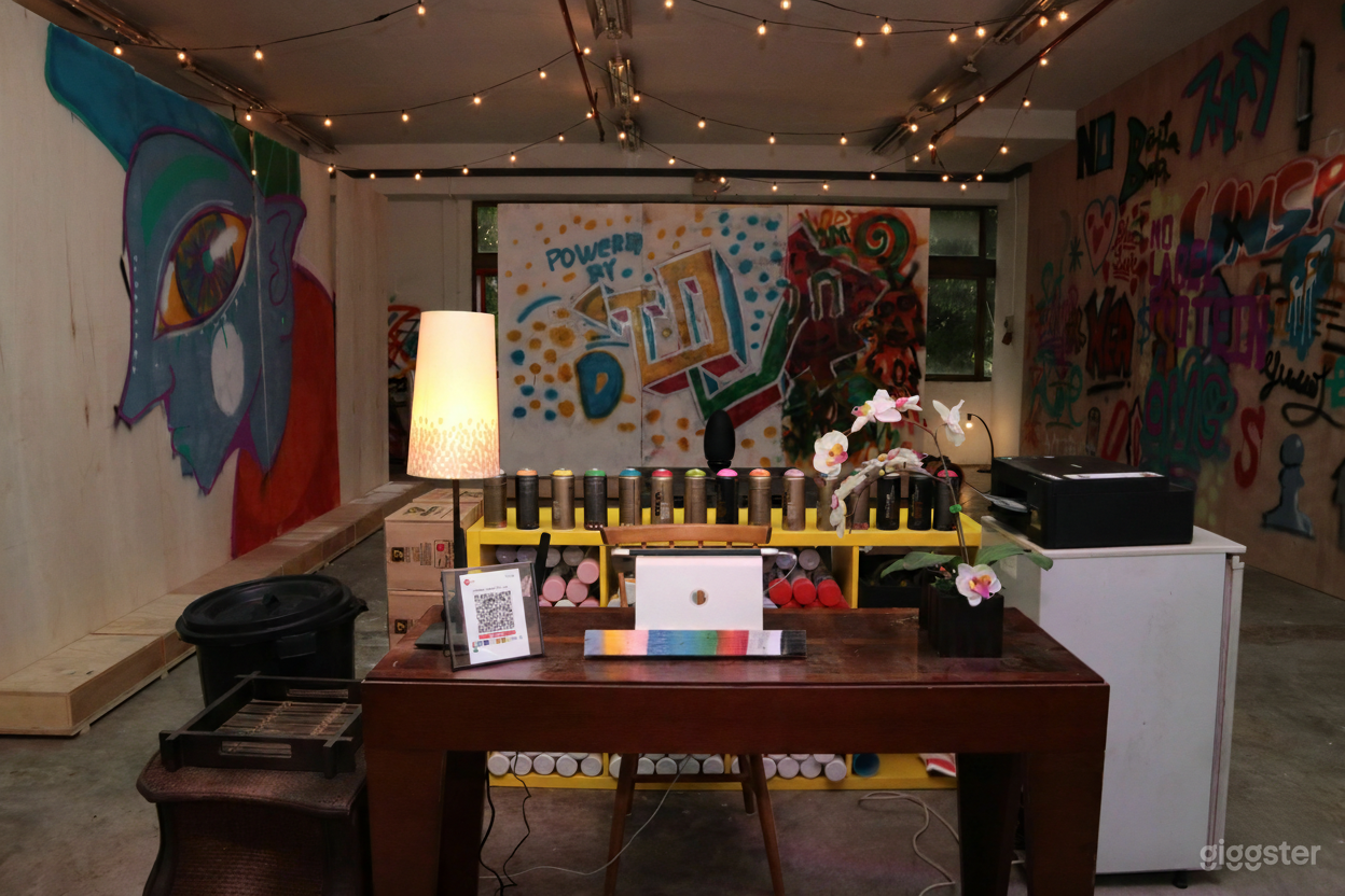 Singapore's 1st Grafiti Warehouse Photo 2