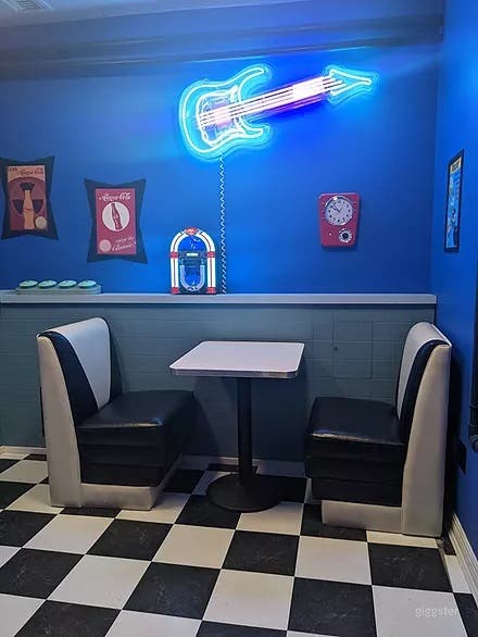 Exciting Survival Escape Room B Experience in Ventura Photo 1