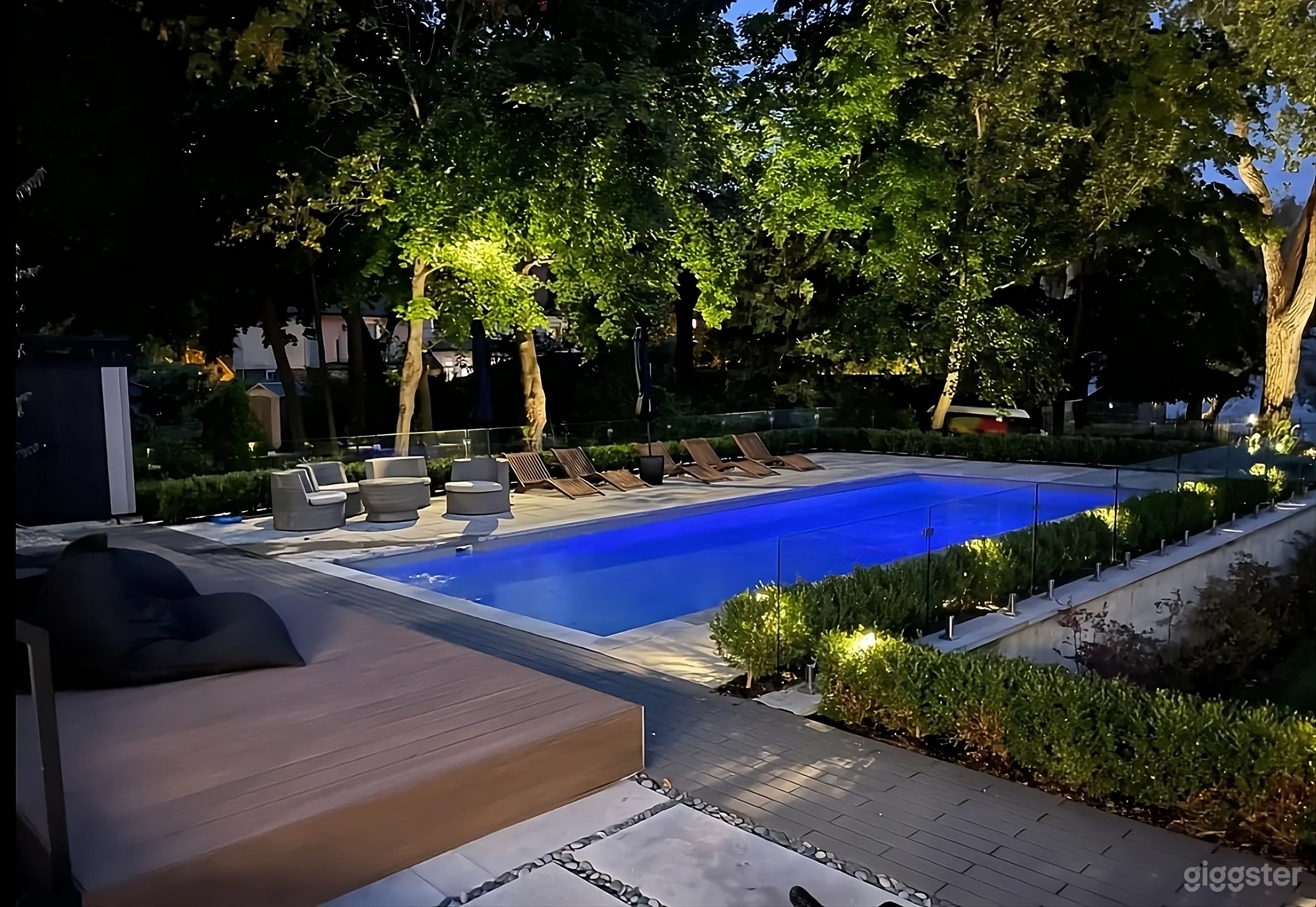 Resort-Style Backyard Retreat Photo 4