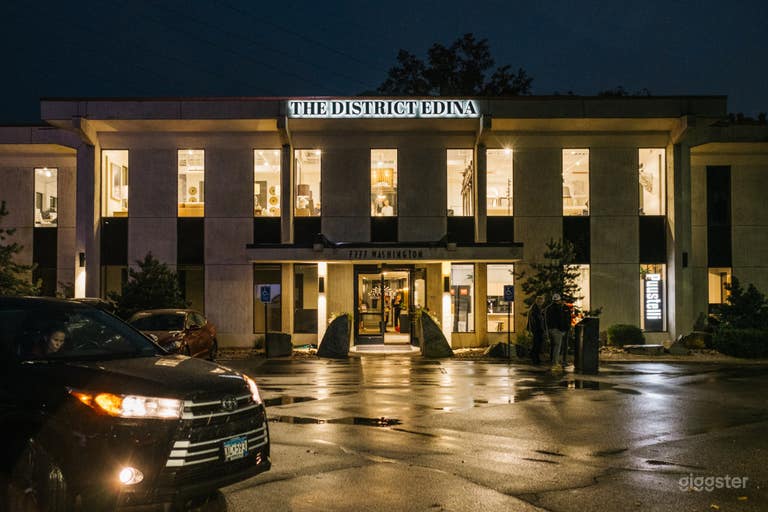  9 Mile Gallery & Event Space 