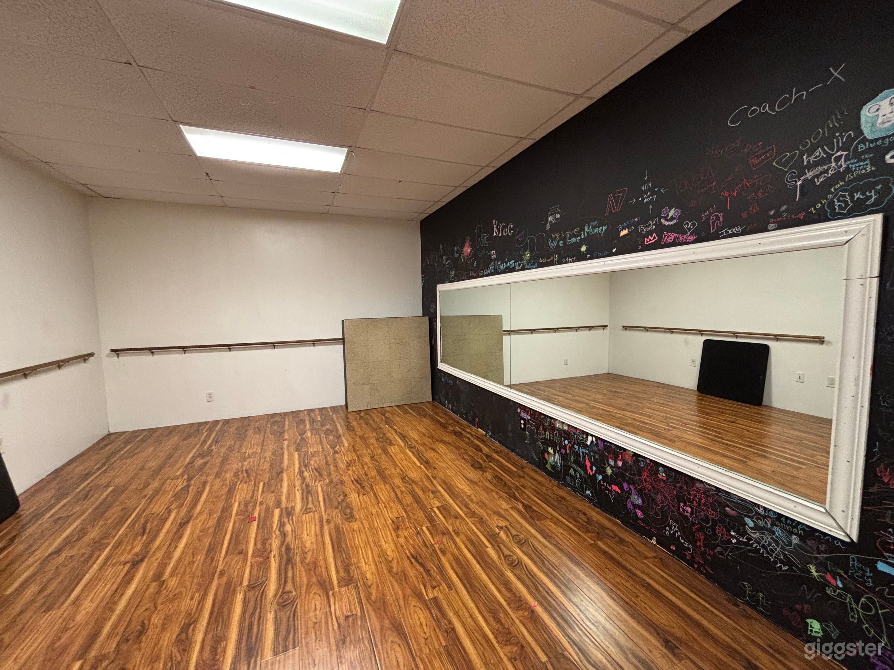 Open Dance / Athletics Space  Photo 3