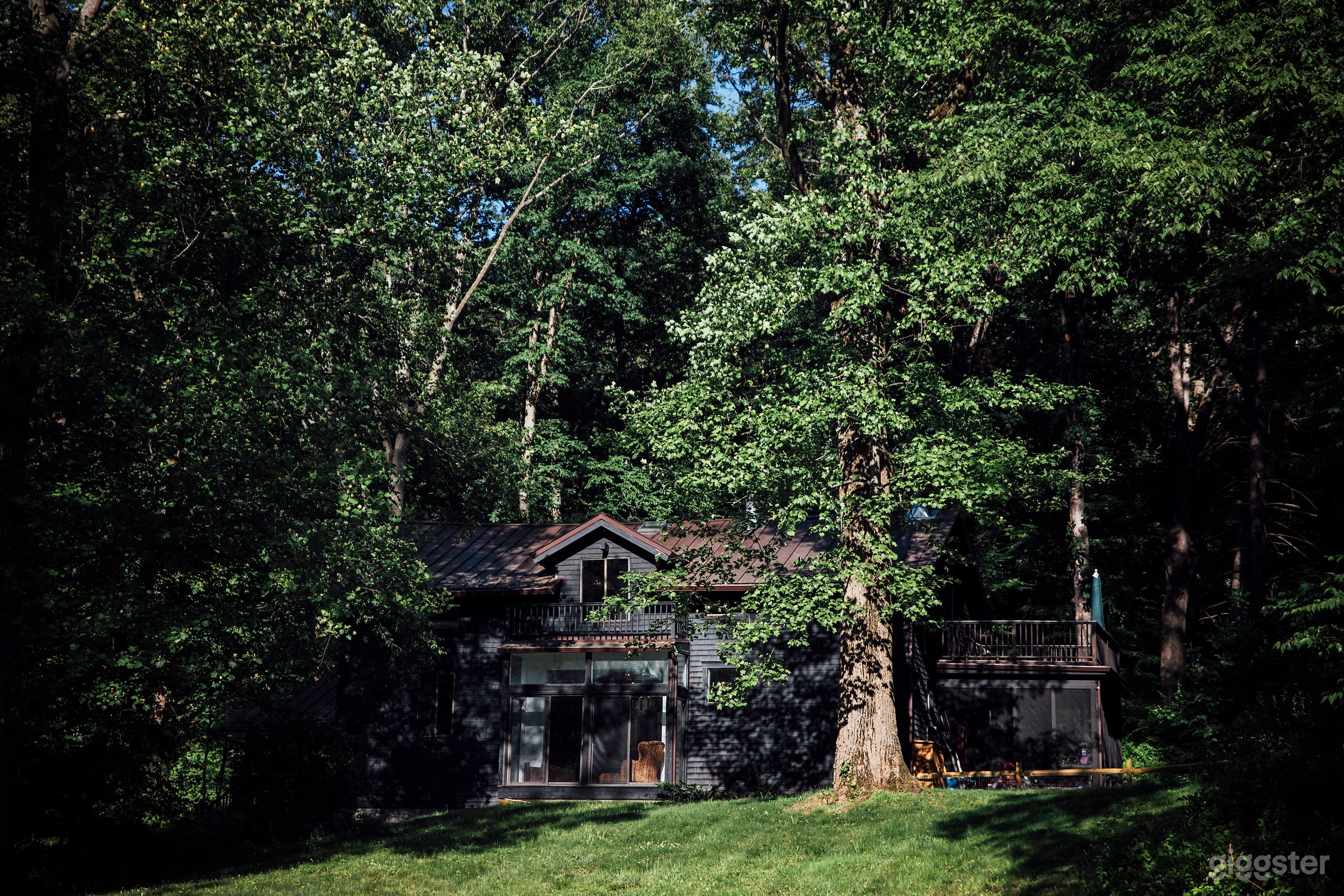 The Charming Black Barn as you're pulling up Mandalay Drive