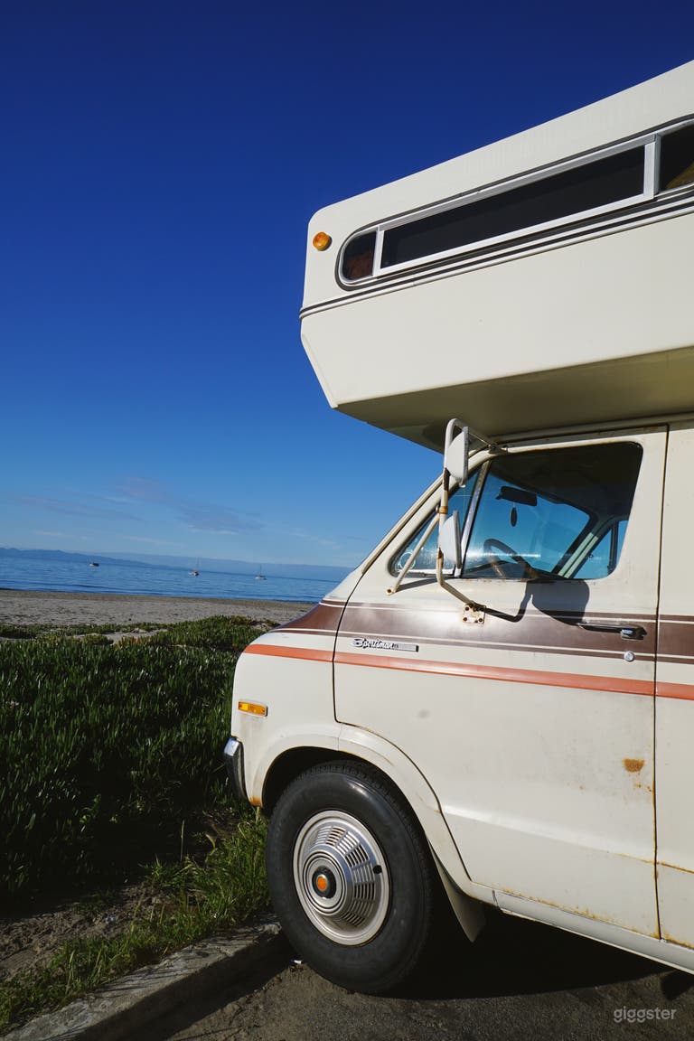  Any background, this baby is fully mobile 