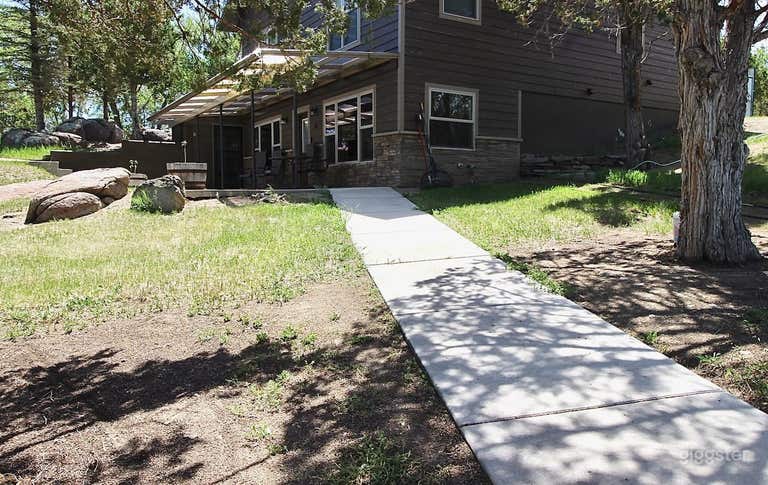  Lower Level Ranch - 100 Acre Views 