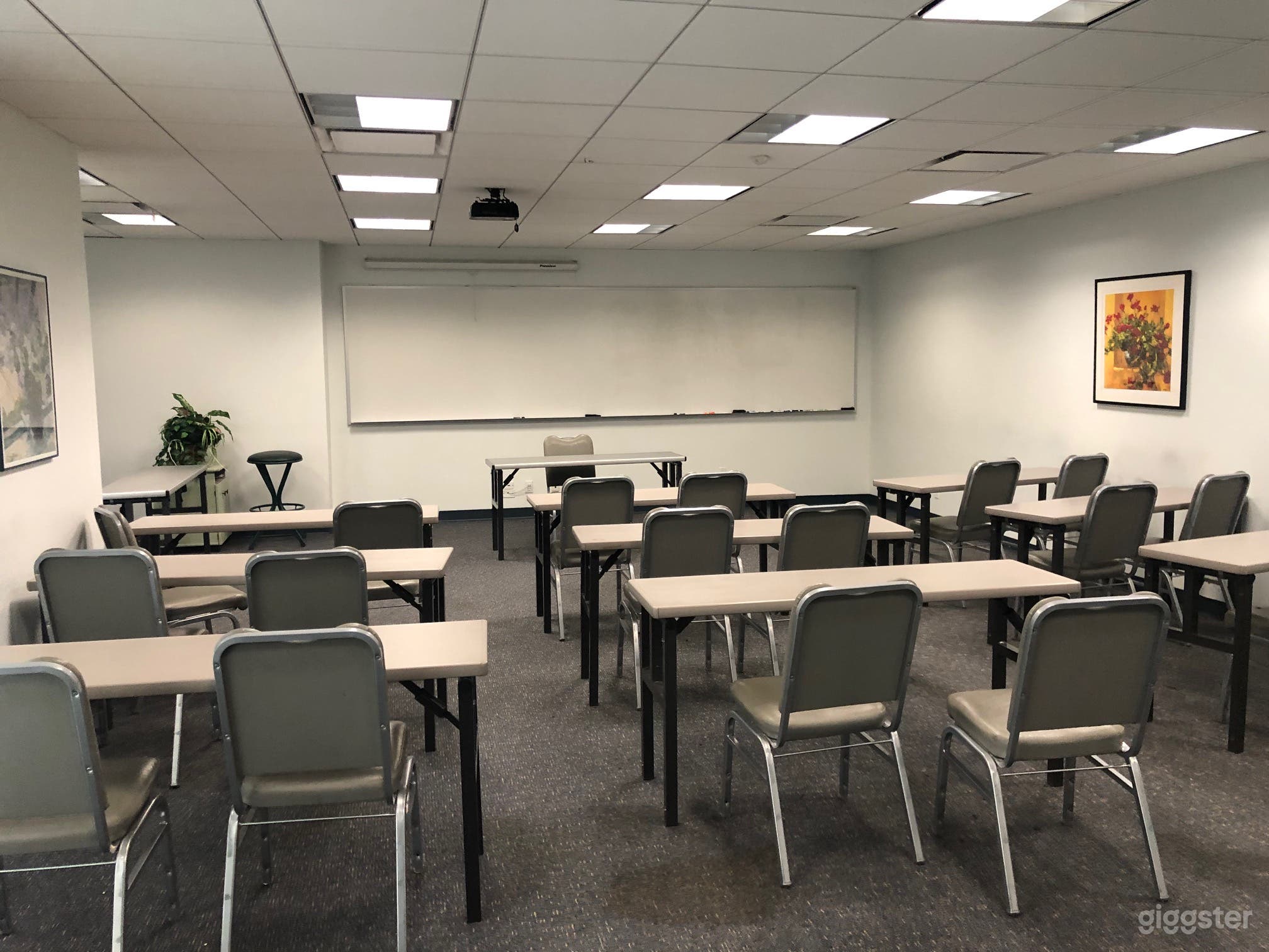 Workshop Meeting Room Photo 3