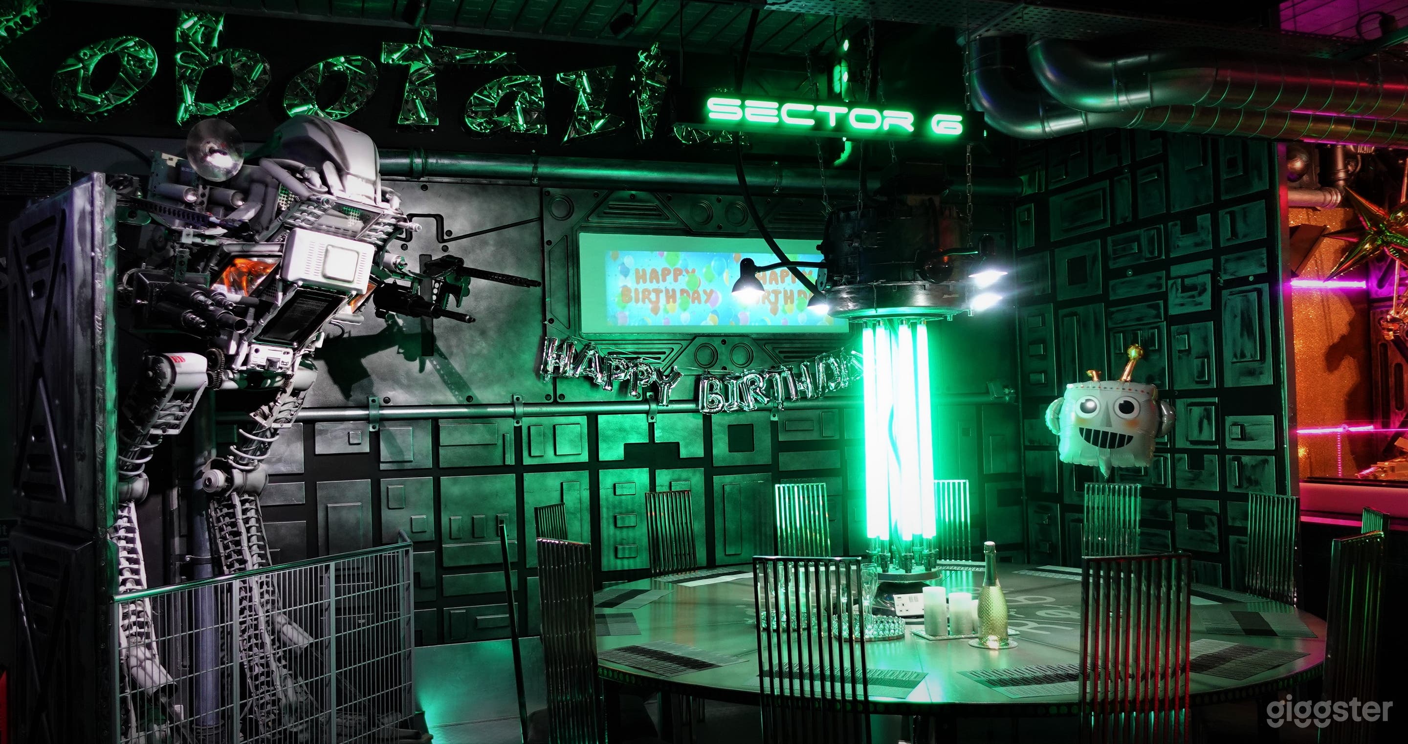 A Unique Sci-fi Robot Restaurant in Milton Keynes Photo 3