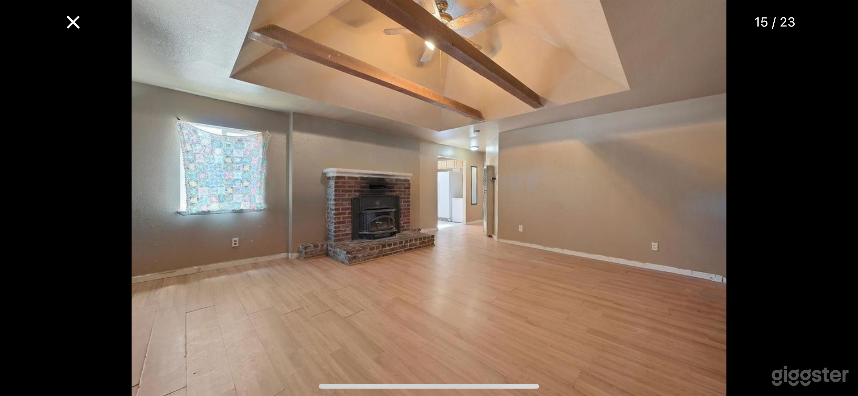 Spacious Room for Workshops and Intimate Events 