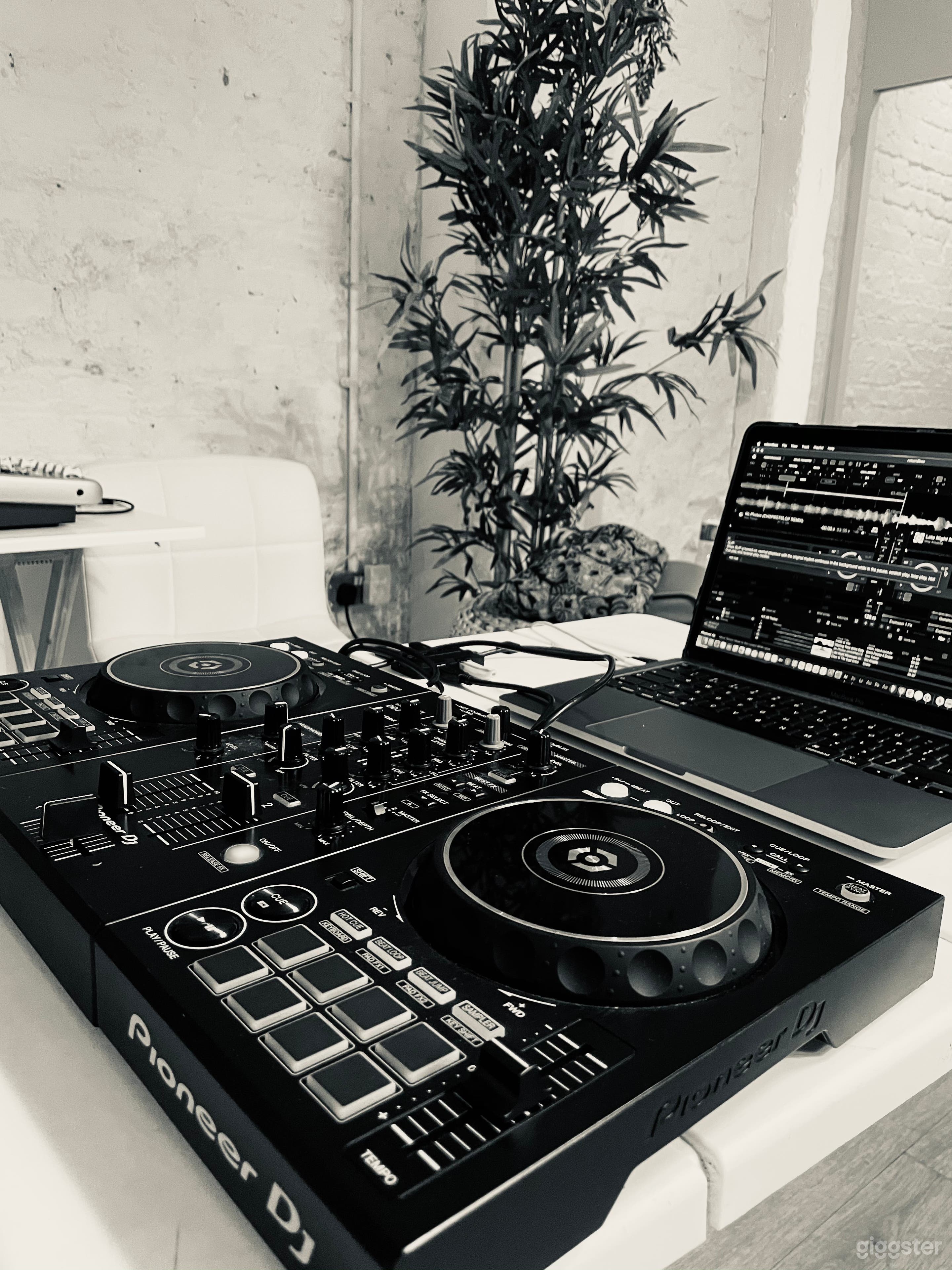 My Buzzspace Photo 4