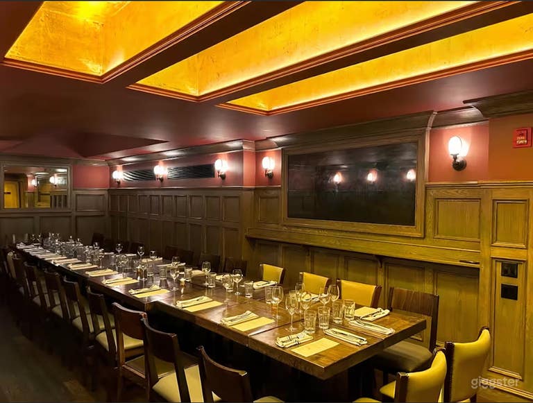  Sala de juntas elegante y versátil para eventos corporativos y privados 