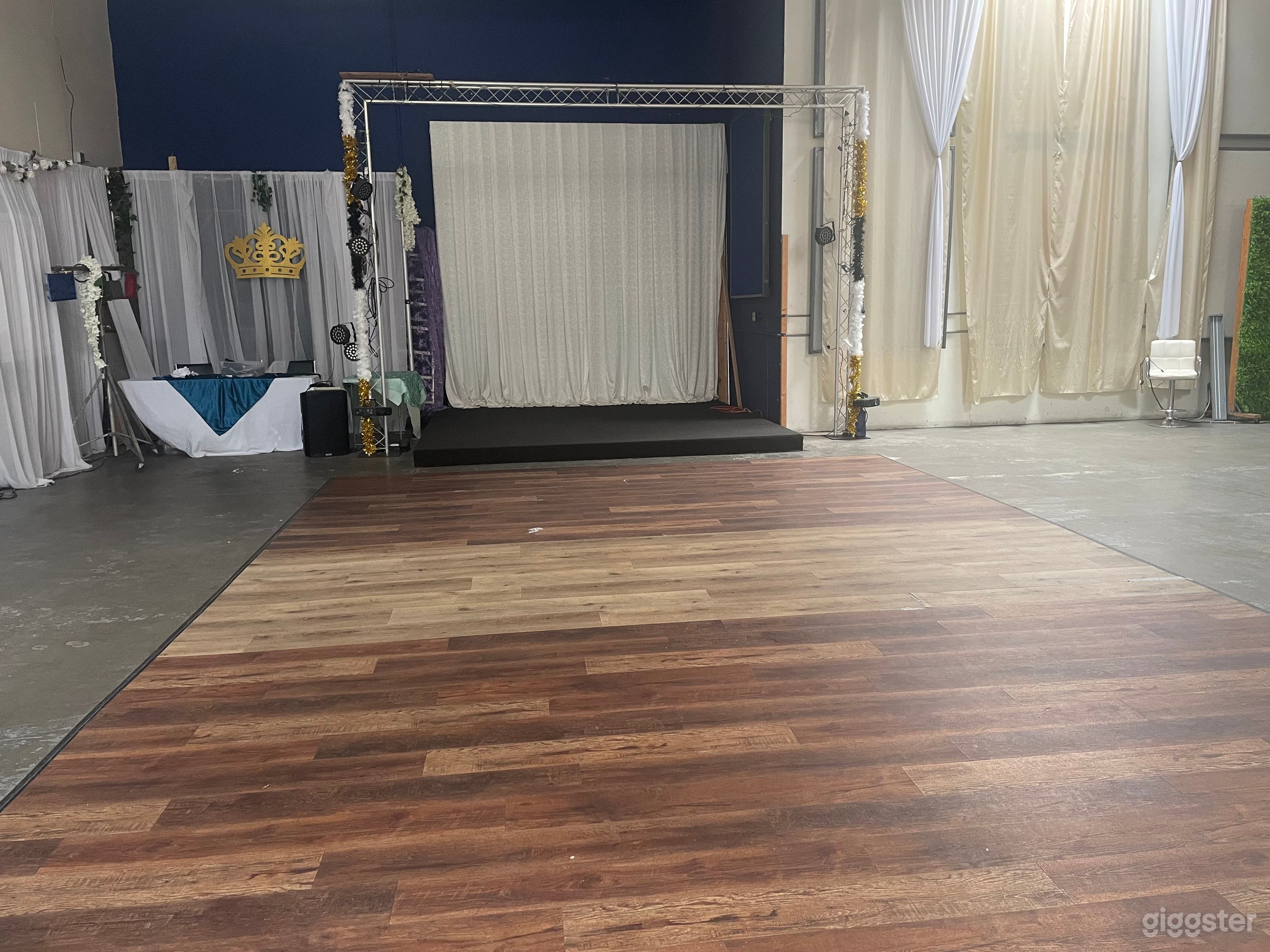 Versatile Industrial Warehouse | Events, Filming, Photo Shoo Photo 3